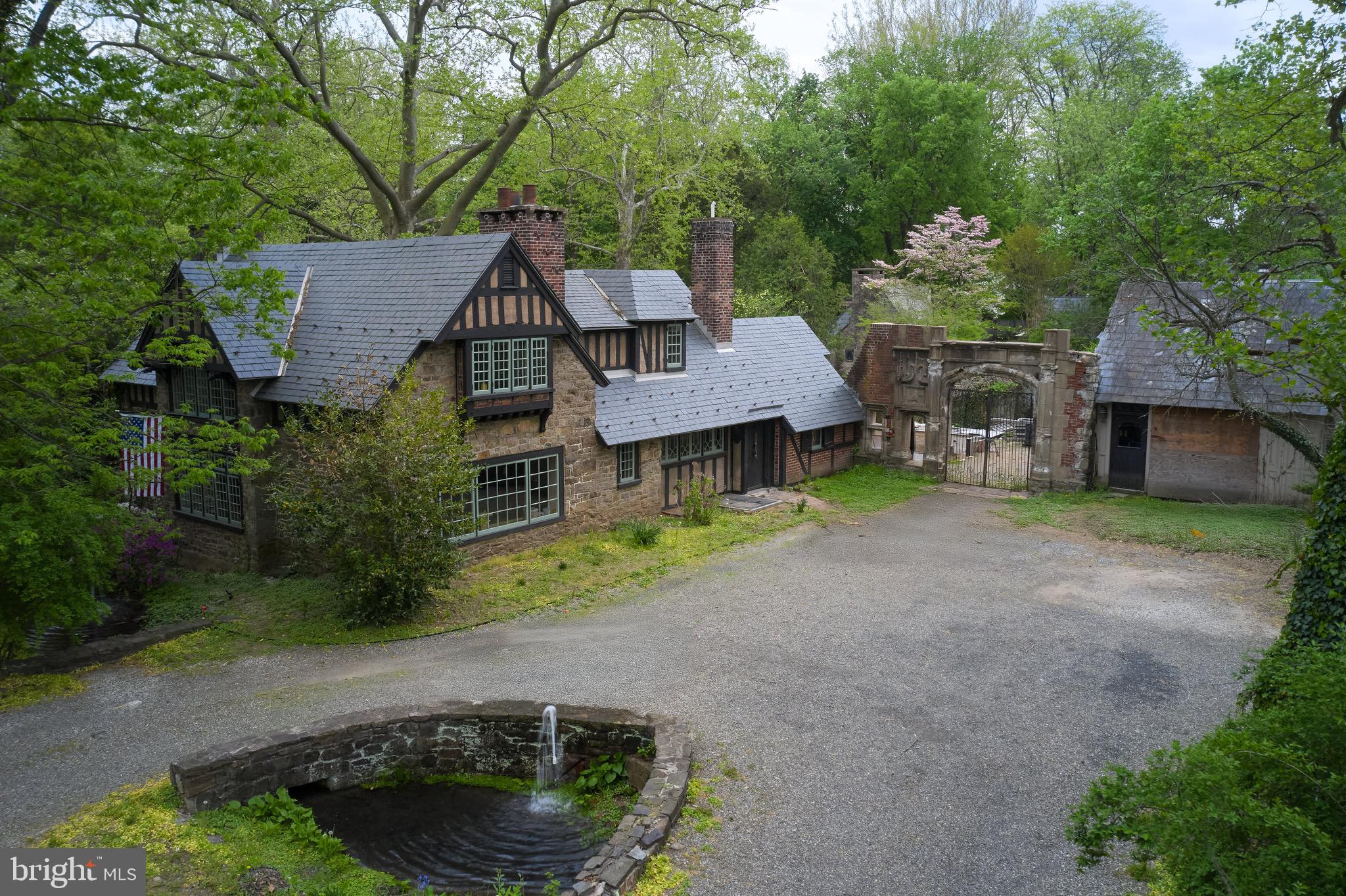 2610 RIVER ROAD