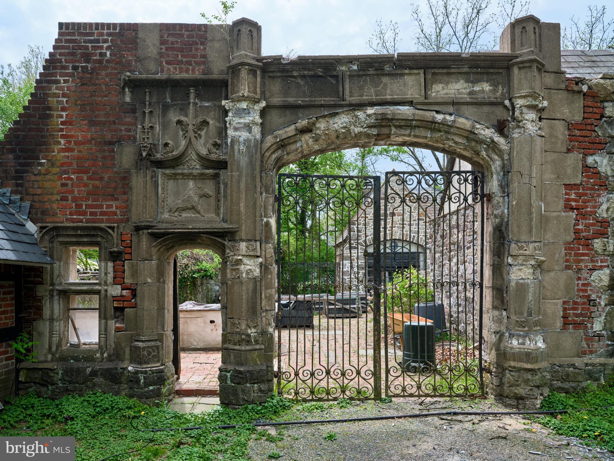 CENTER BRIDGE - Residential