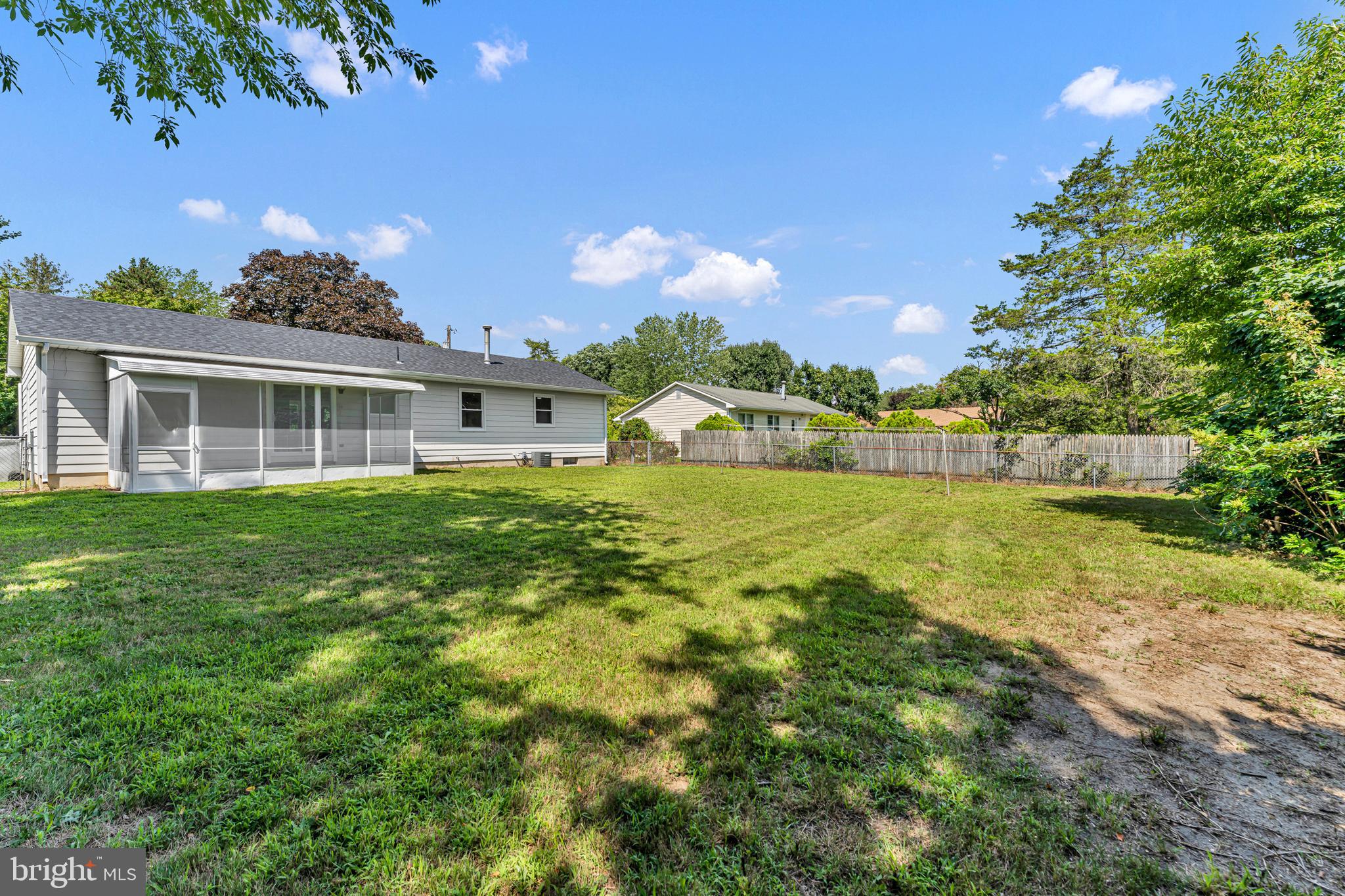637 PLEASANT DRIVE