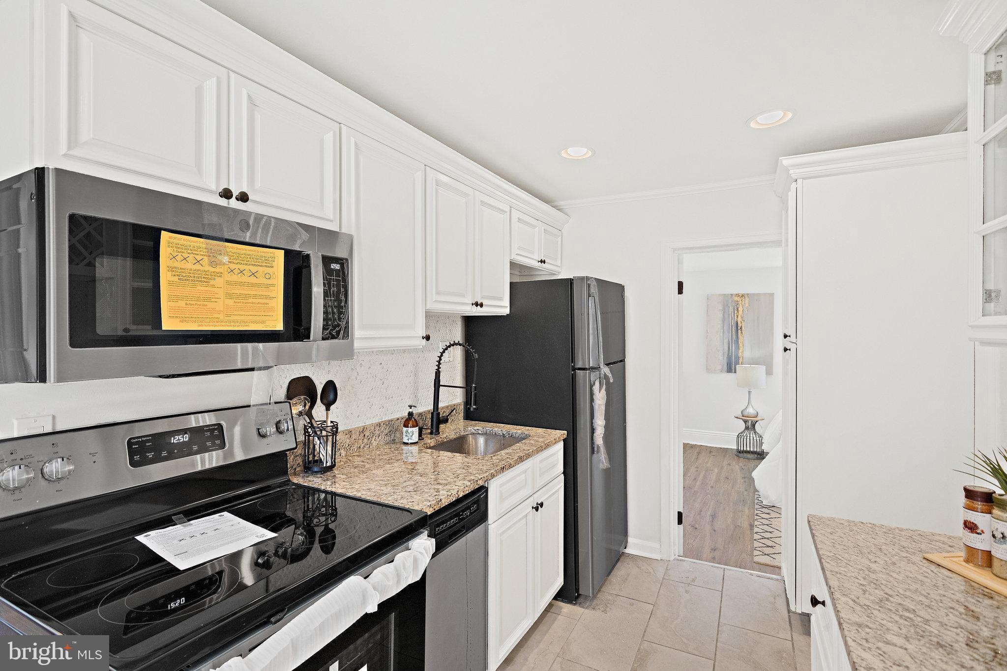 CARMODY HILLS - Residential