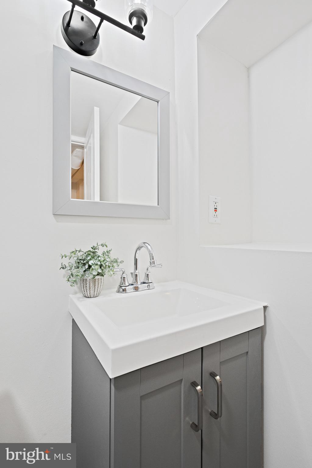 CARMODY HILLS - Residential