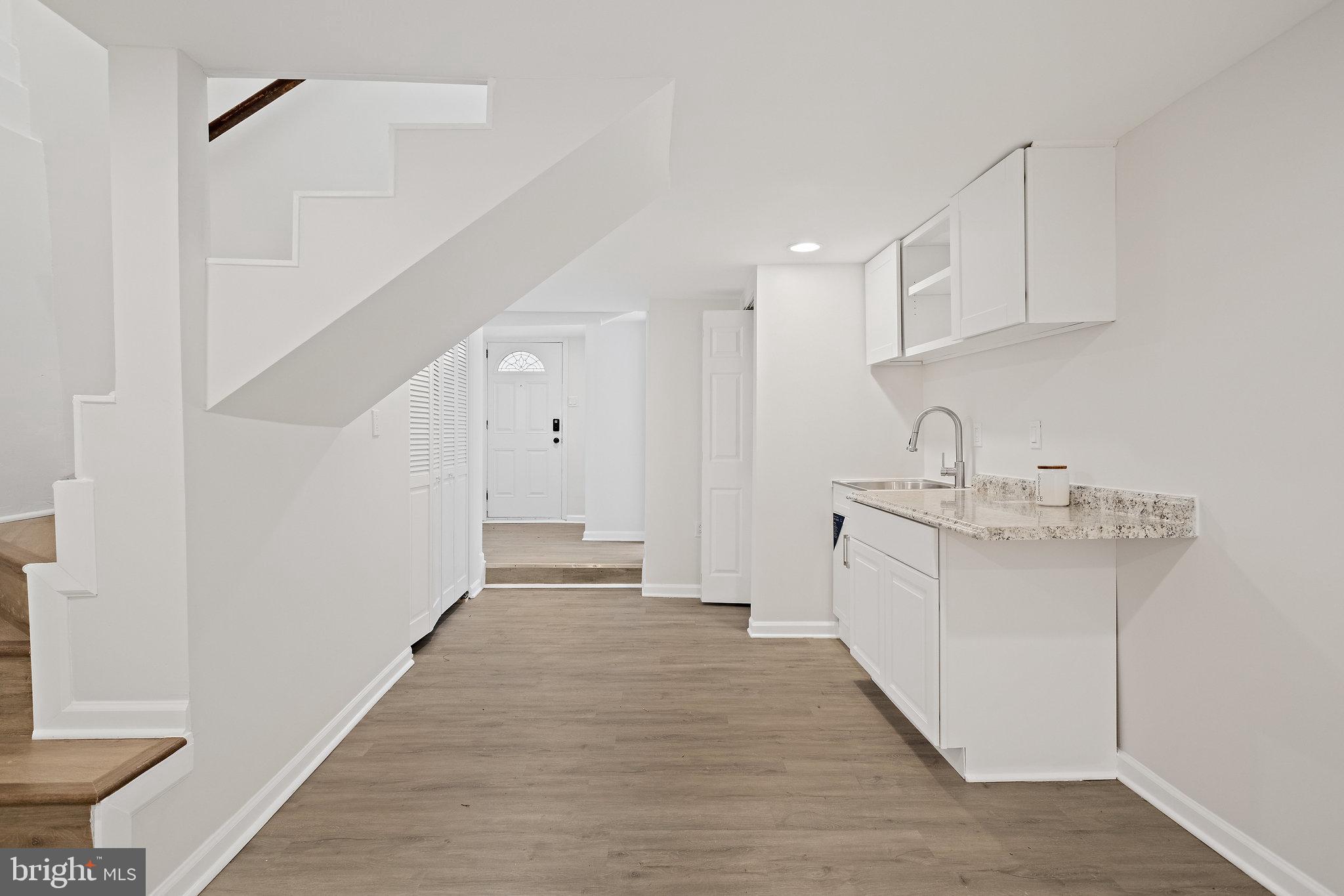 CARMODY HILLS - Residential