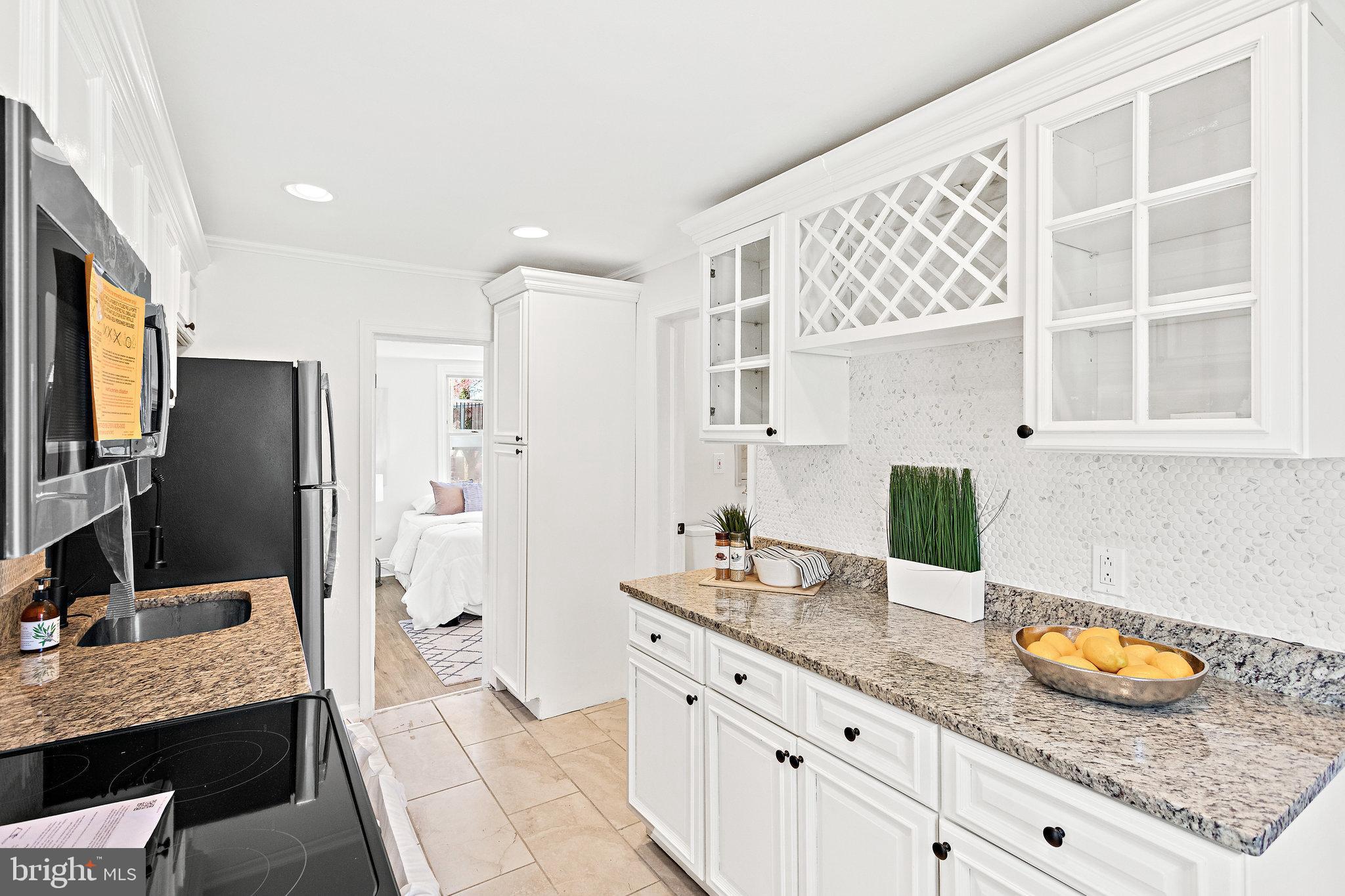 CARMODY HILLS - Residential