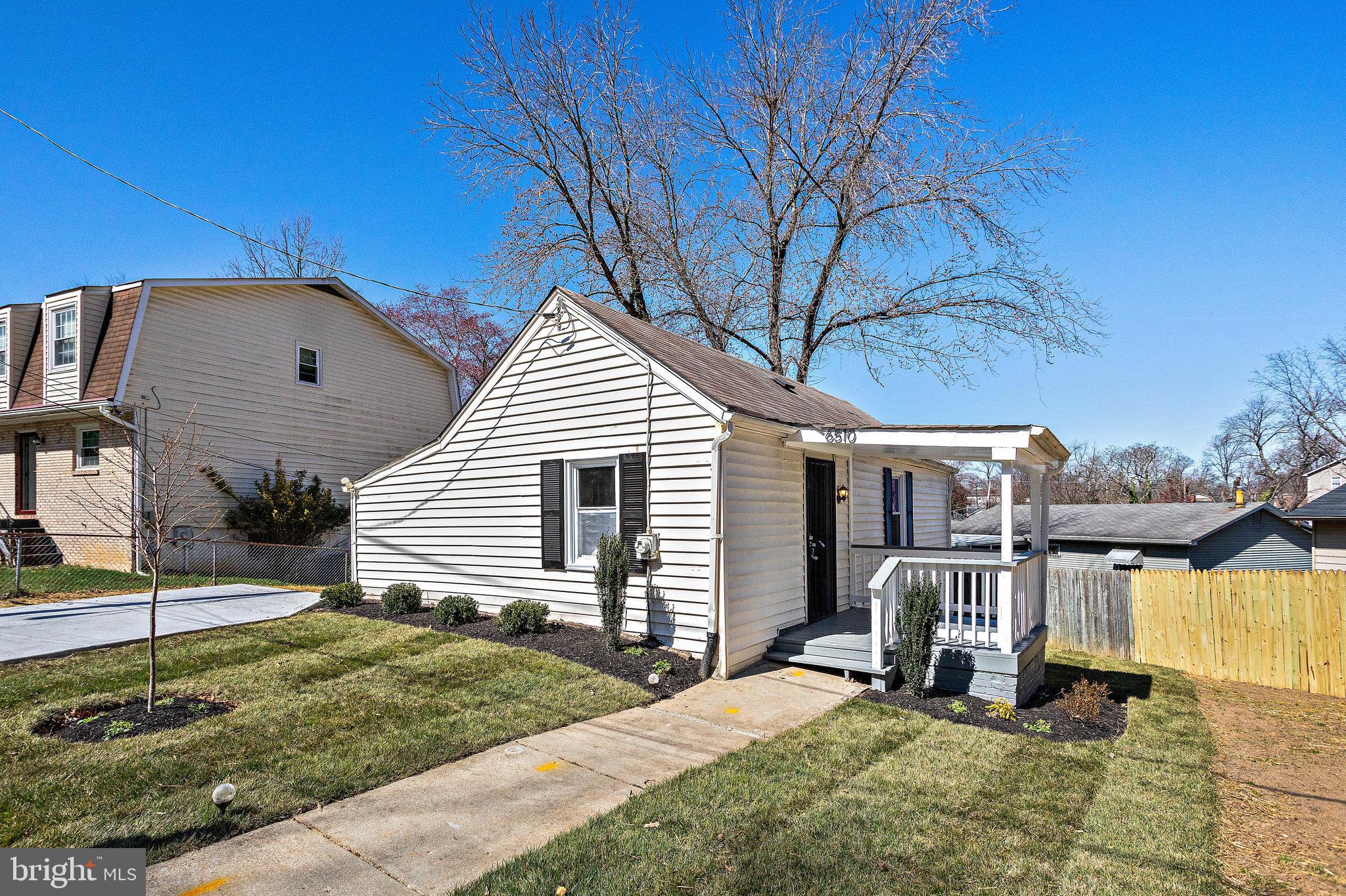 CARMODY HILLS - Residential