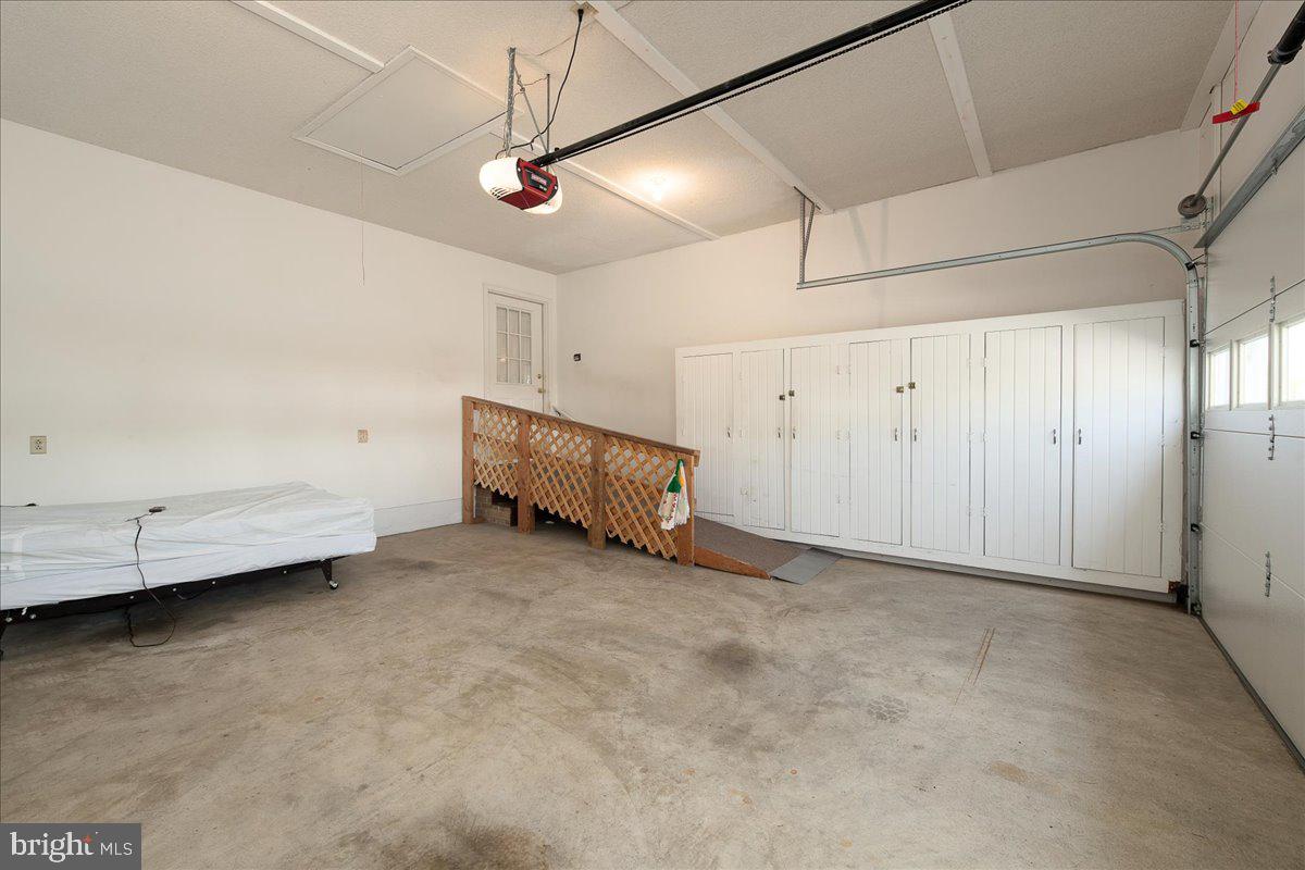 SOUTHLAWN - Residential