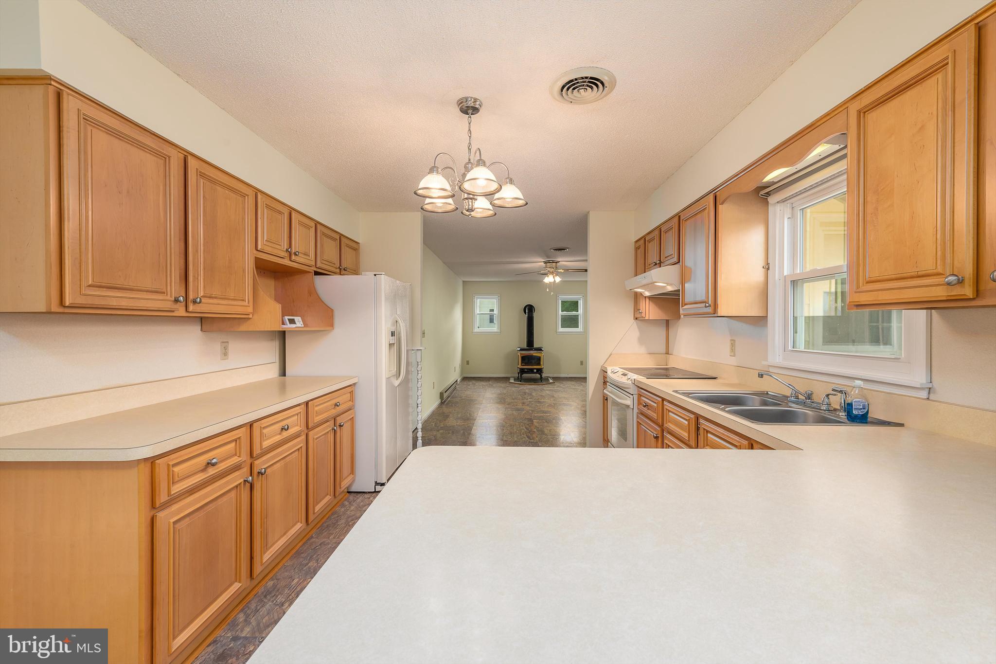 SOUTHLAWN - Residential