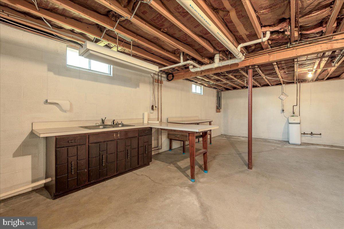 SOUTHLAWN - Residential