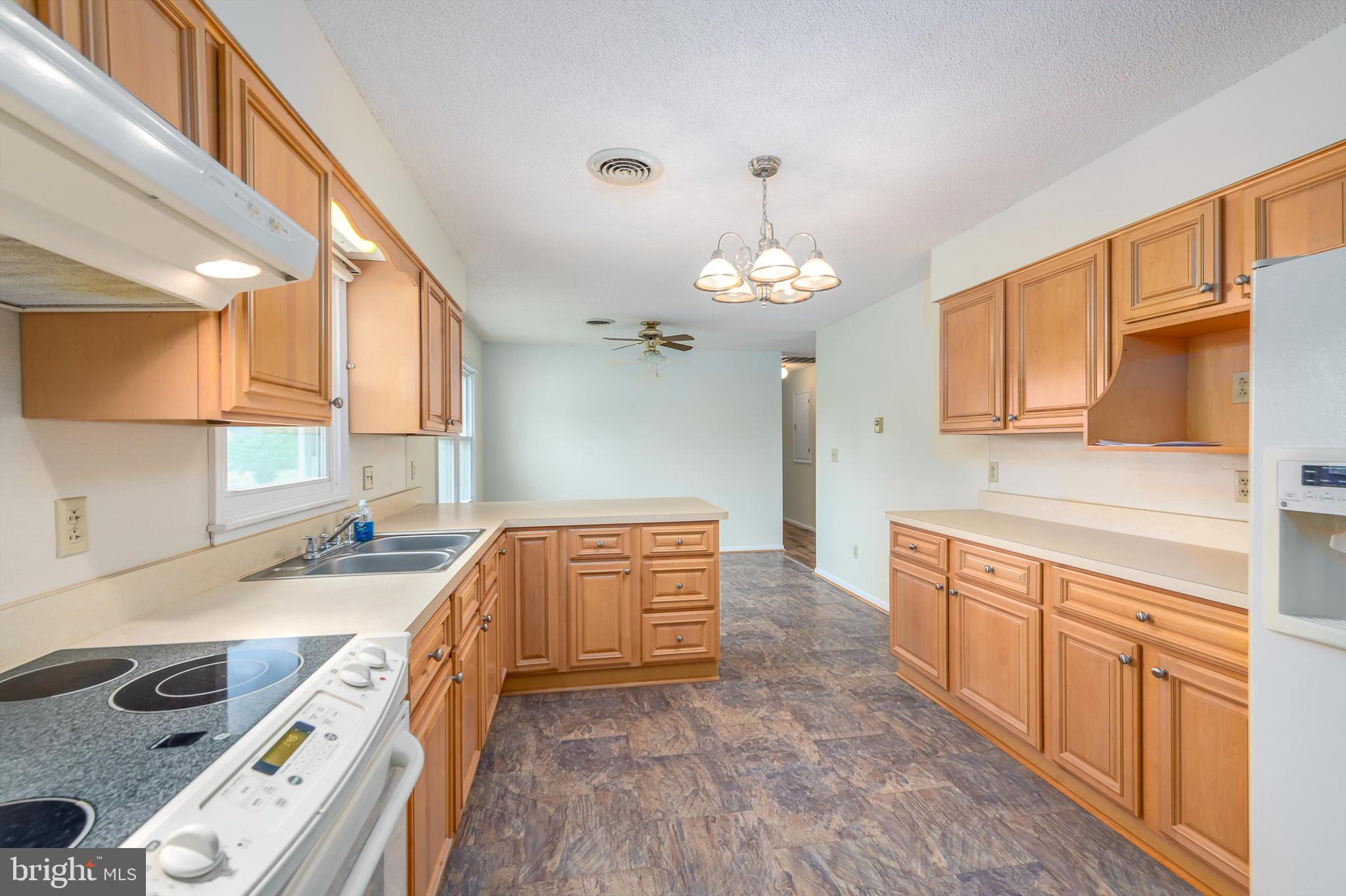 SOUTHLAWN - Residential