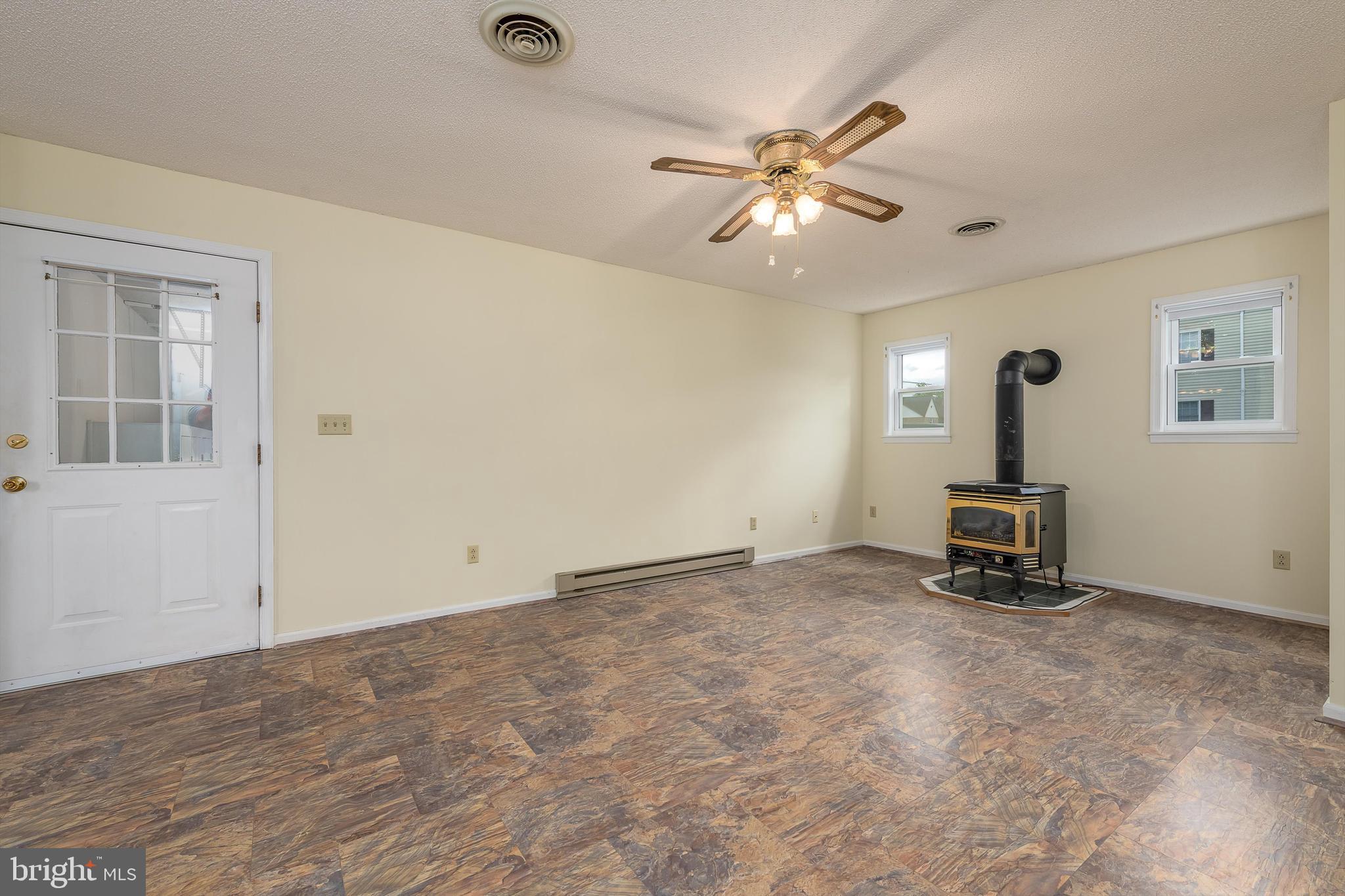 SOUTHLAWN - Residential