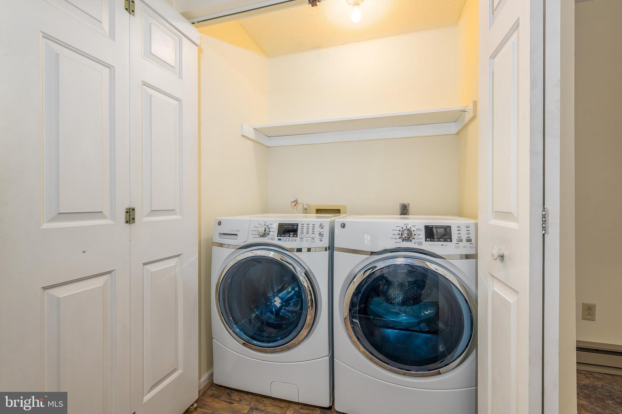 SOUTHLAWN - Residential