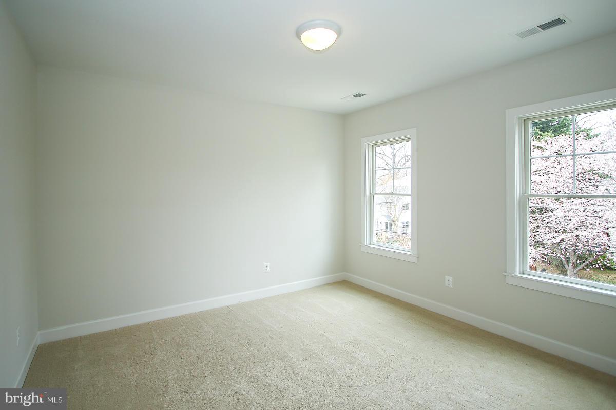 HUNTINGTON TERRACE - Residential