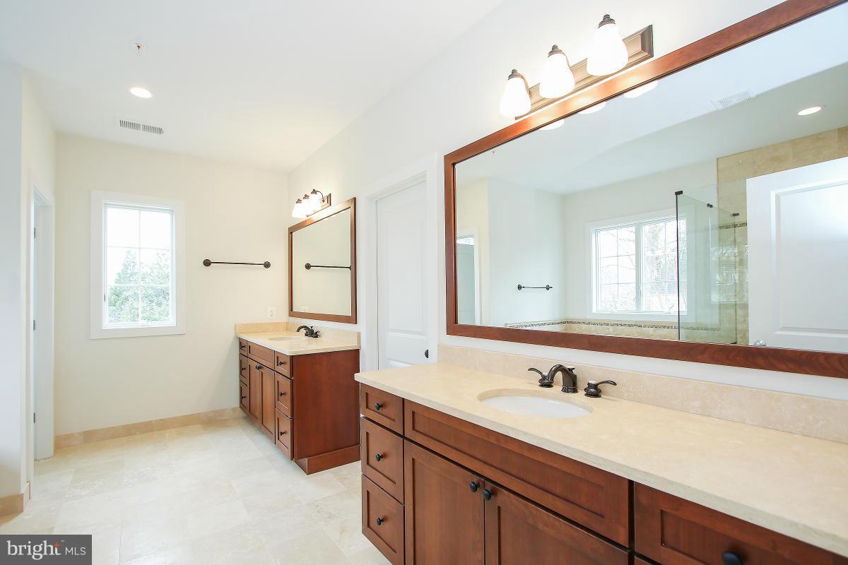 HUNTINGTON TERRACE - Residential