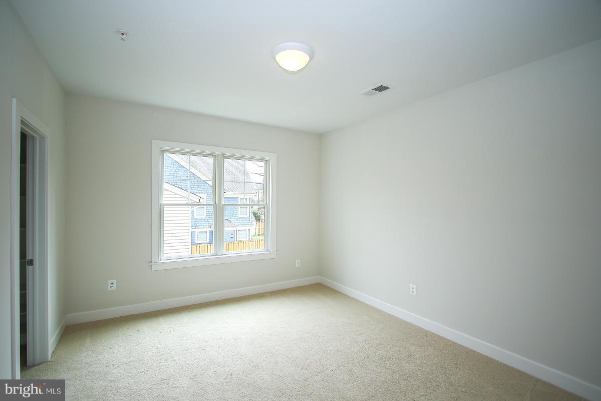 HUNTINGTON TERRACE - Residential