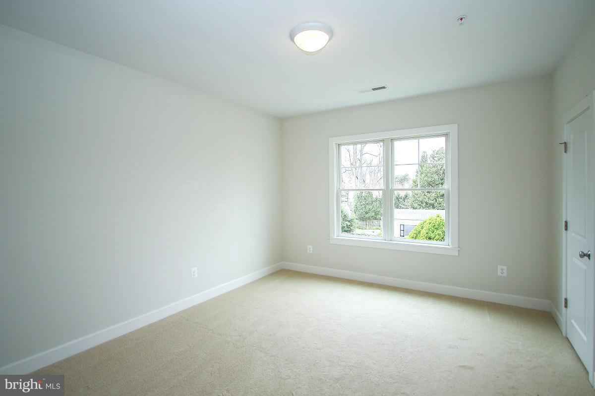 HUNTINGTON TERRACE - Residential