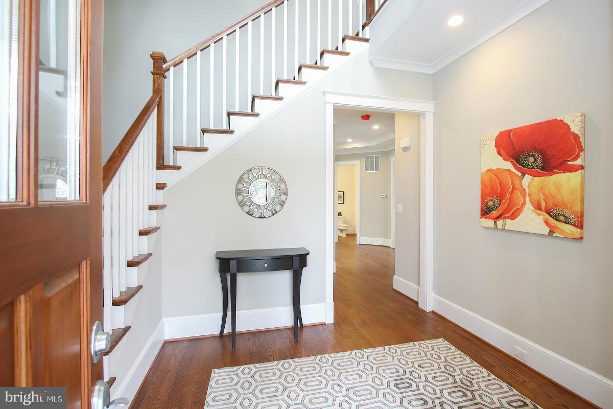 HUNTINGTON TERRACE - Residential