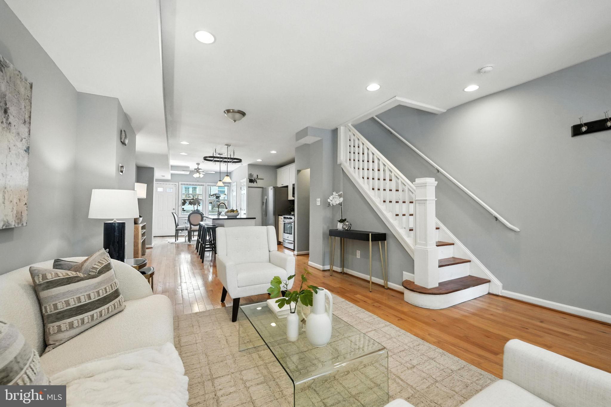 1926 BENNETT PLACE NE