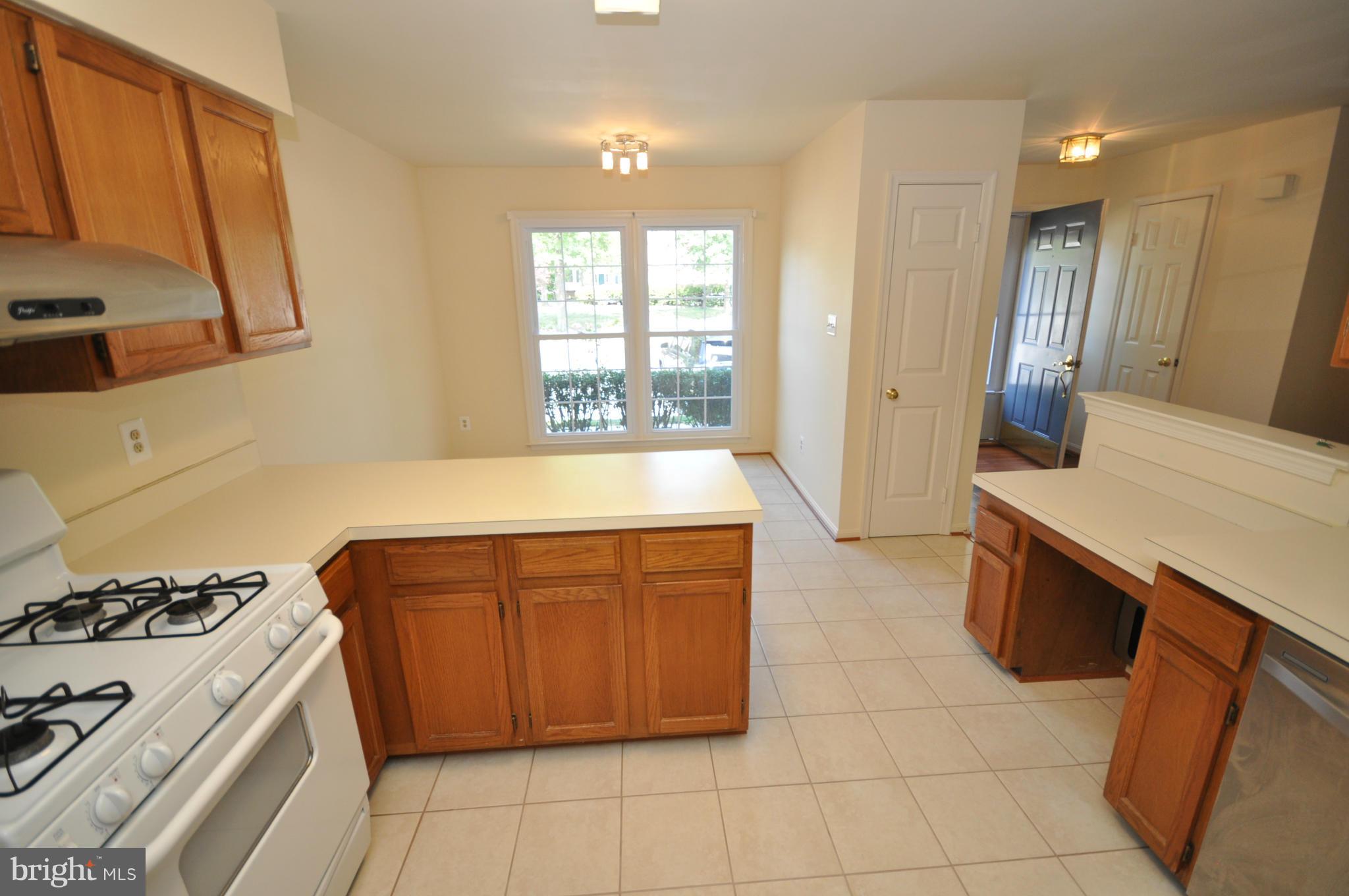 LANDSDOWNE - Residential Lease