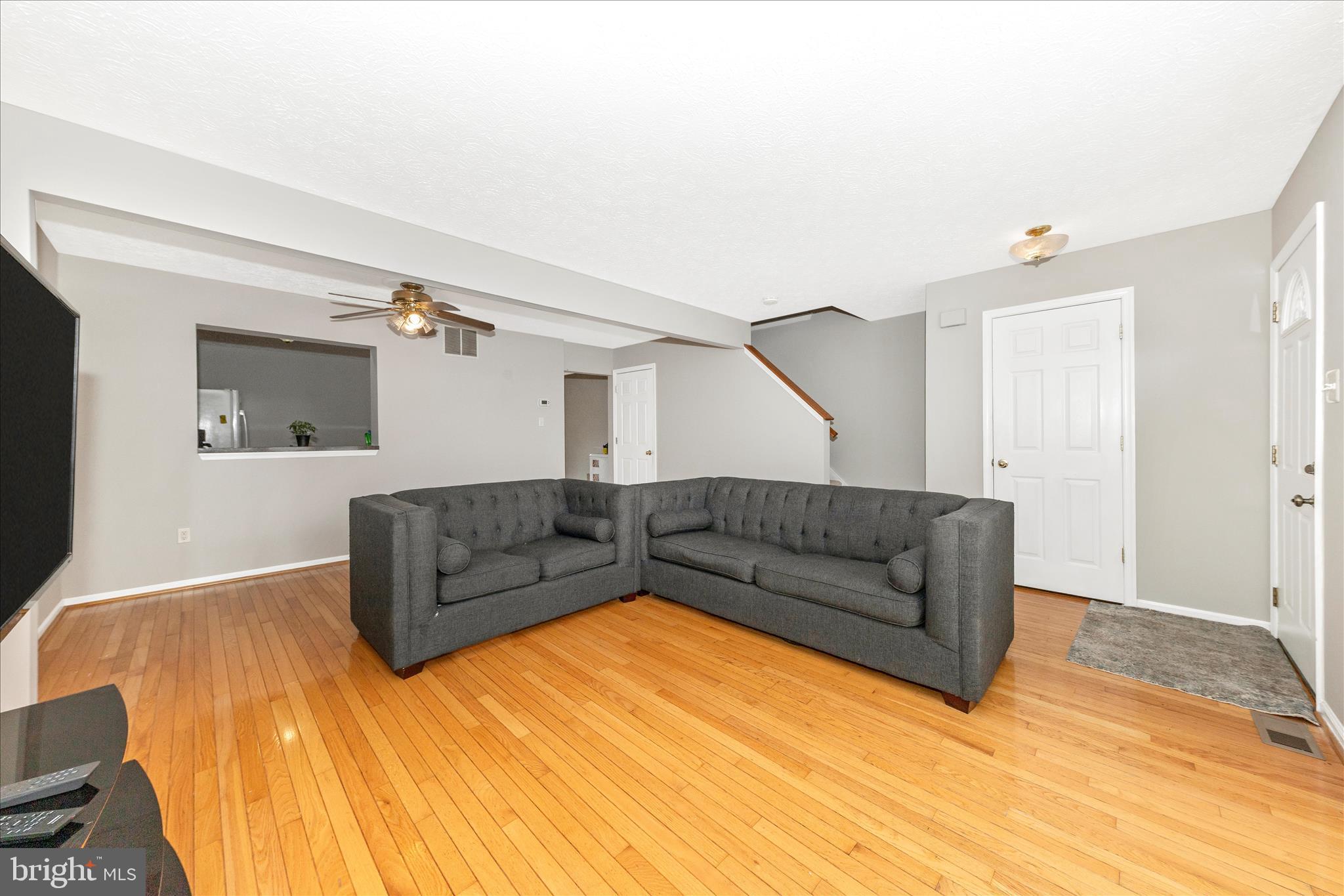 ROBIN MEADOWS - Residential