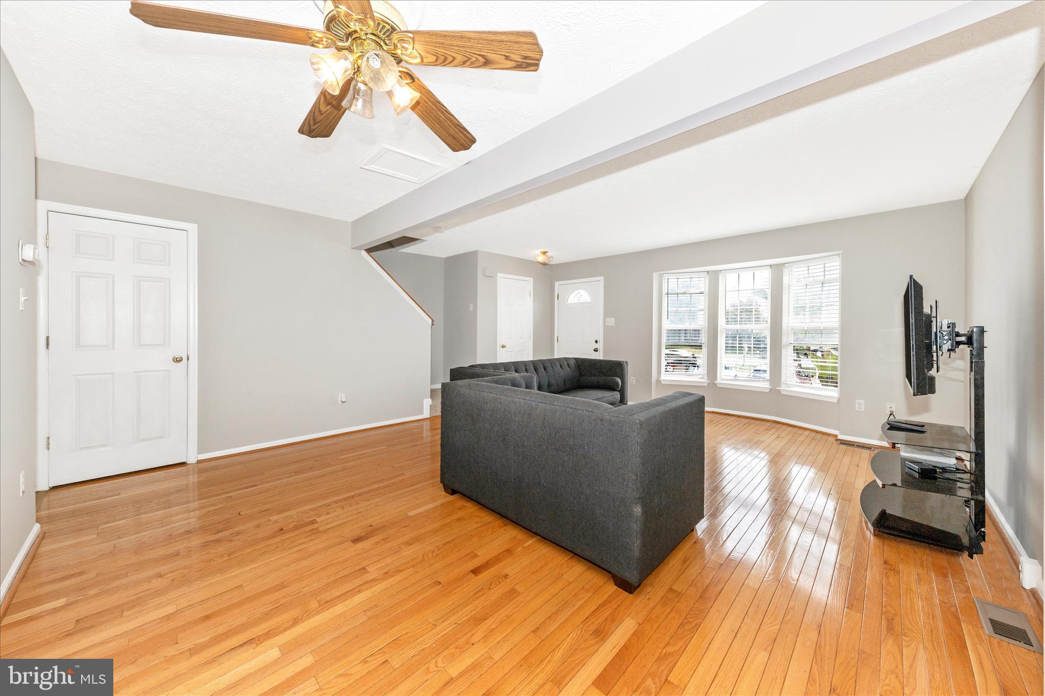 ROBIN MEADOWS - Residential