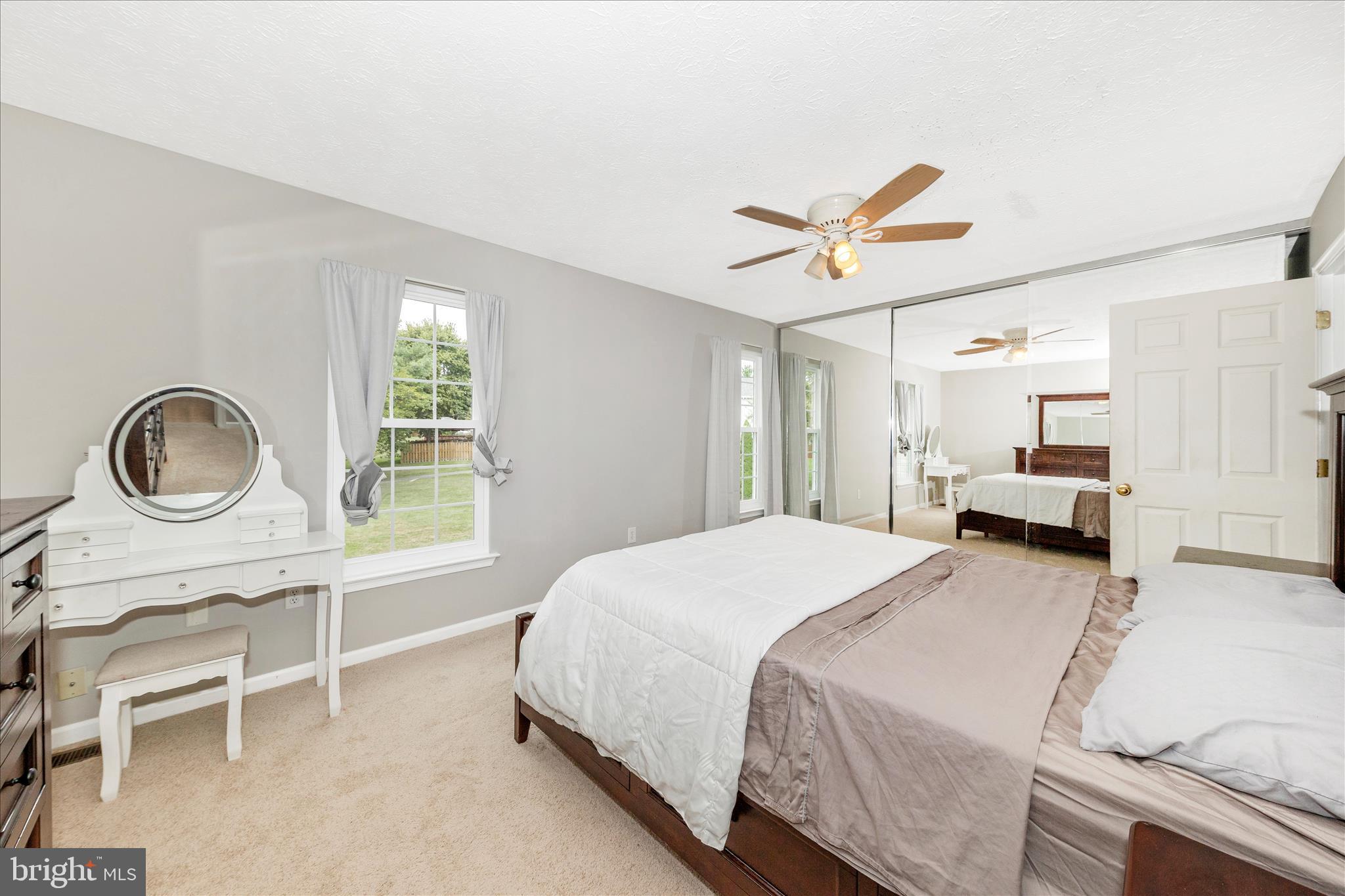 ROBIN MEADOWS - Residential