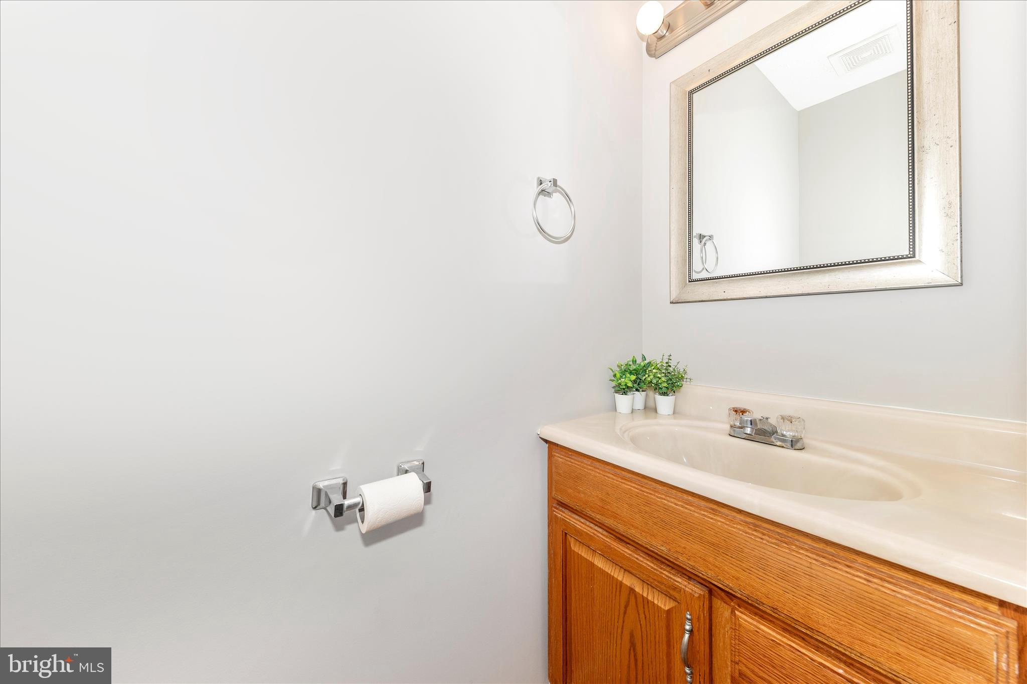 ROBIN MEADOWS - Residential