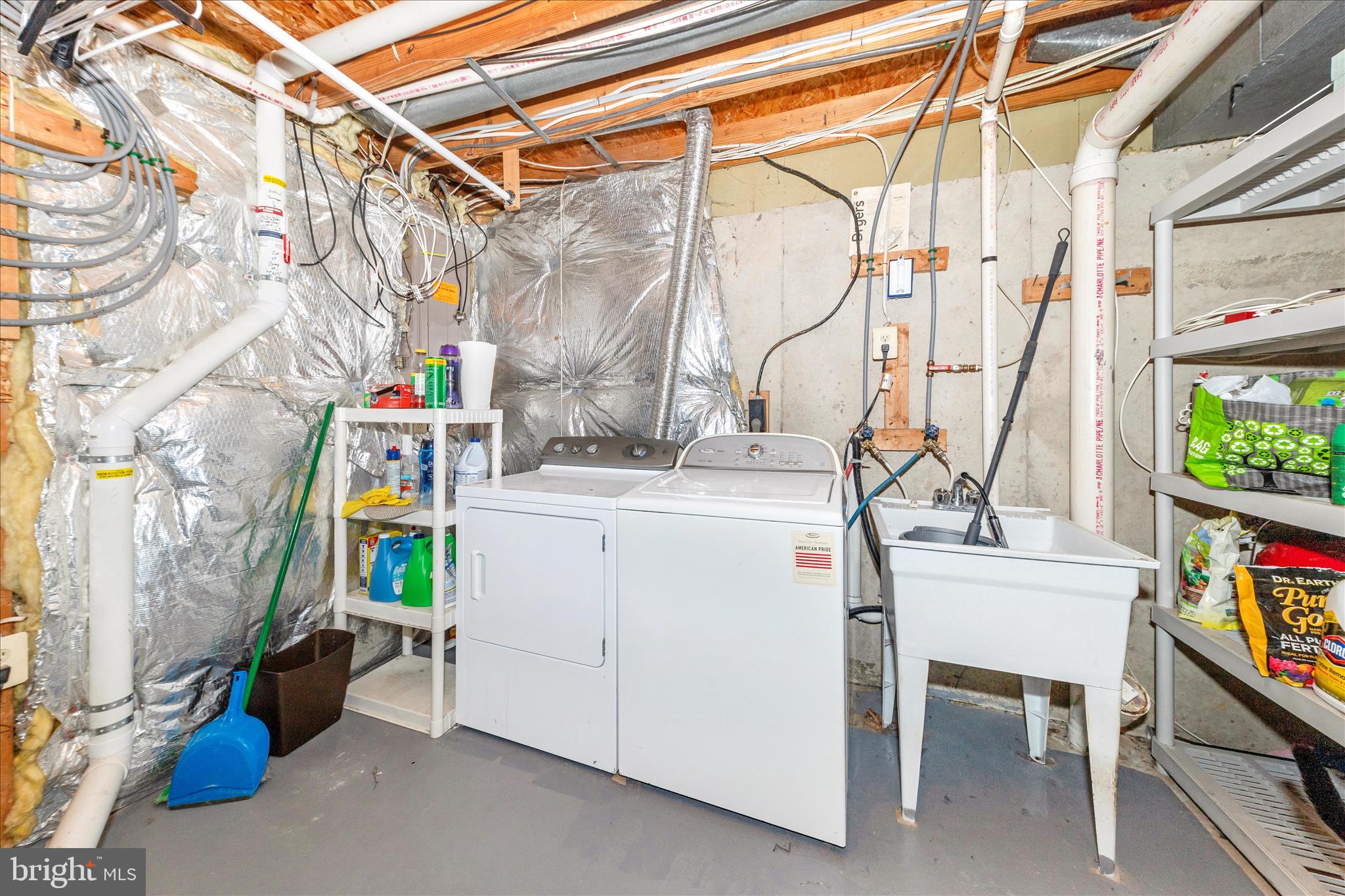 ROBIN MEADOWS - Residential