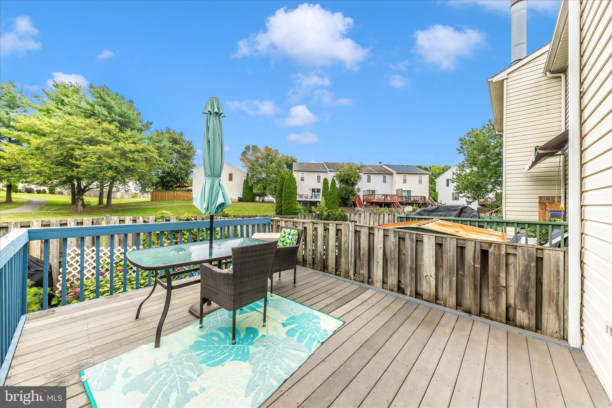 ROBIN MEADOWS - Residential