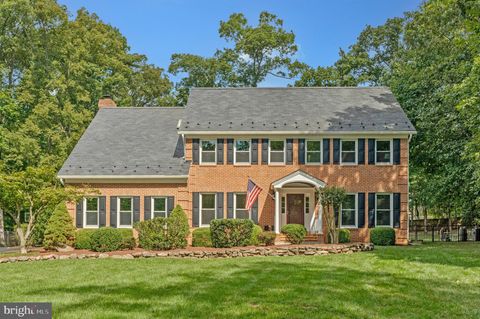 116 LAKE DRIVE STERLING VA 20164