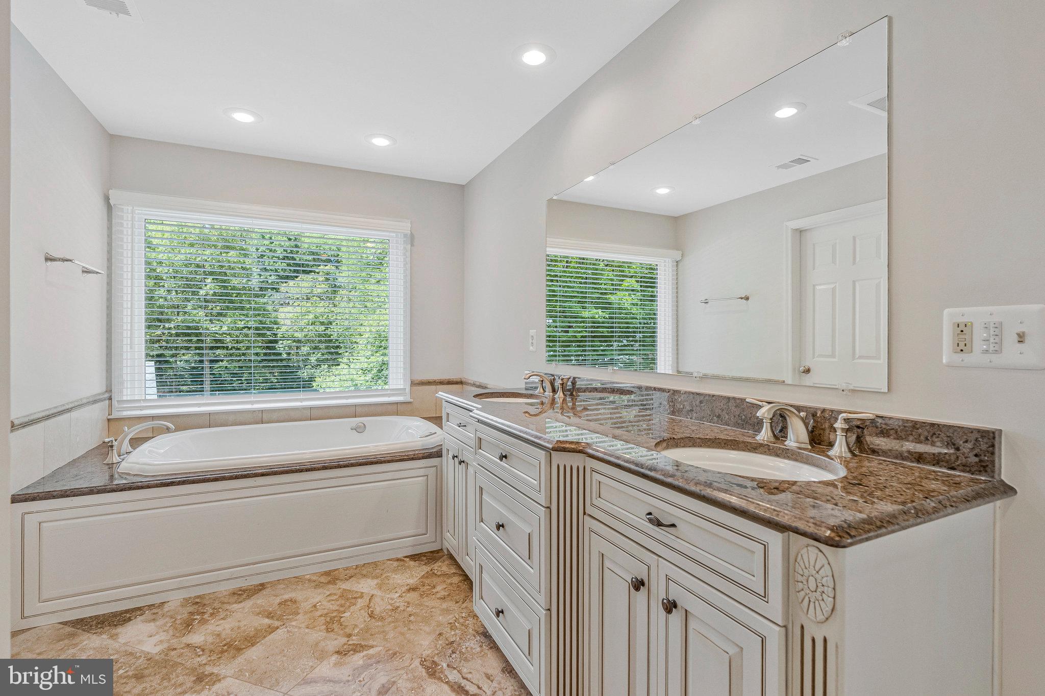 RICHLAND ACRES - Residential