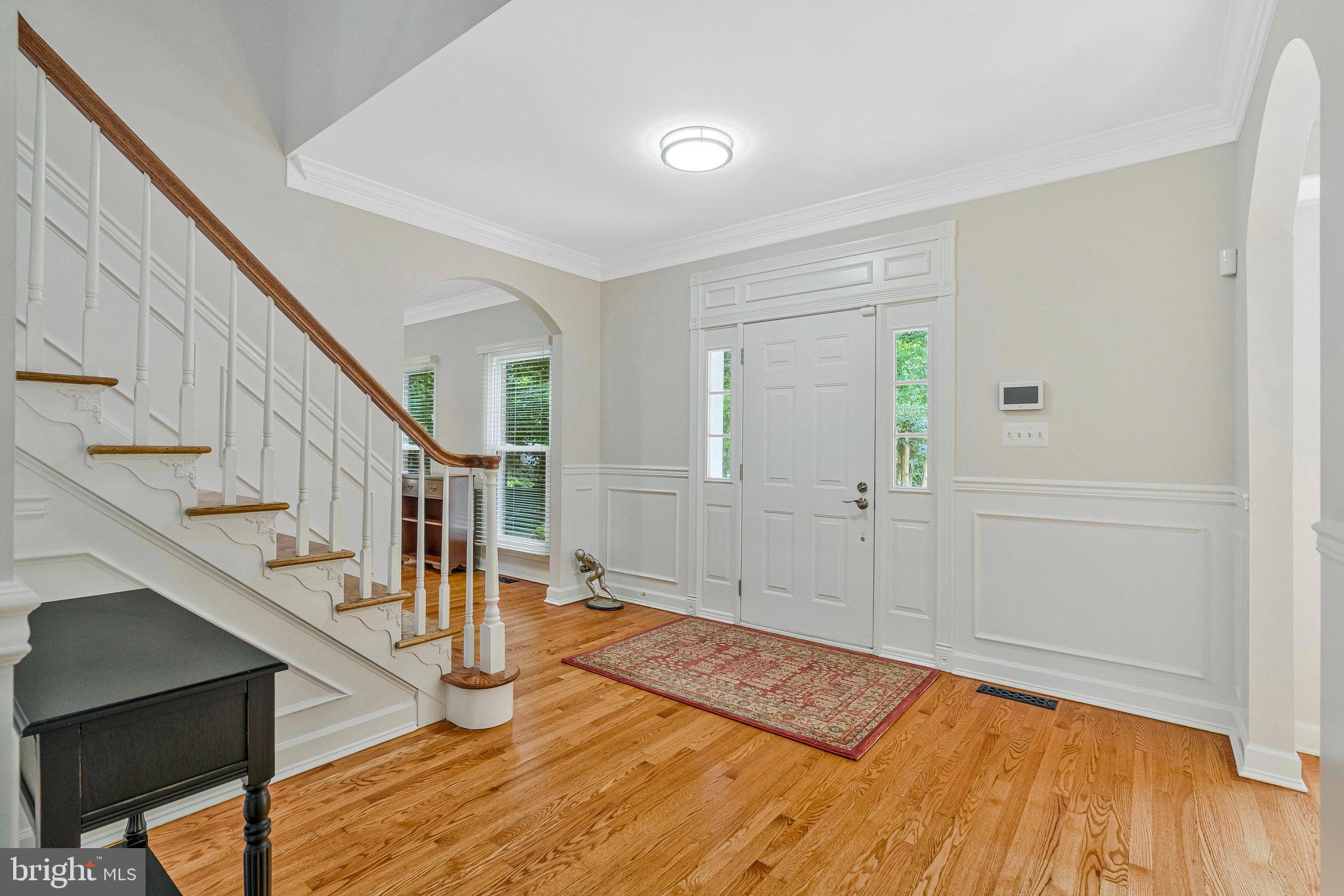 116 LAKE DRIVE