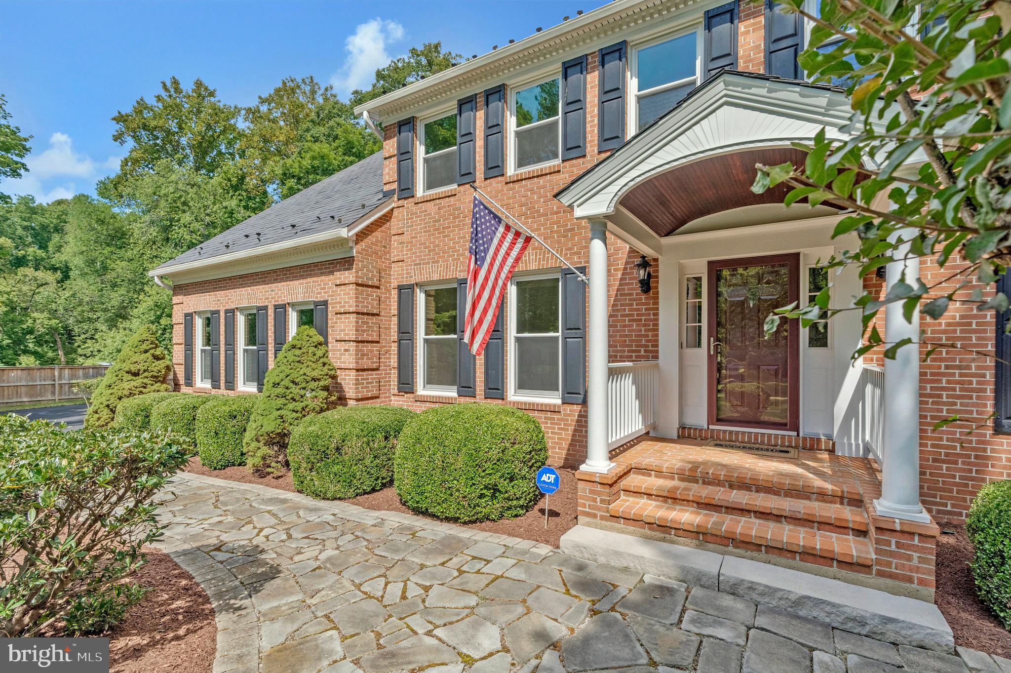 116 LAKE DRIVE