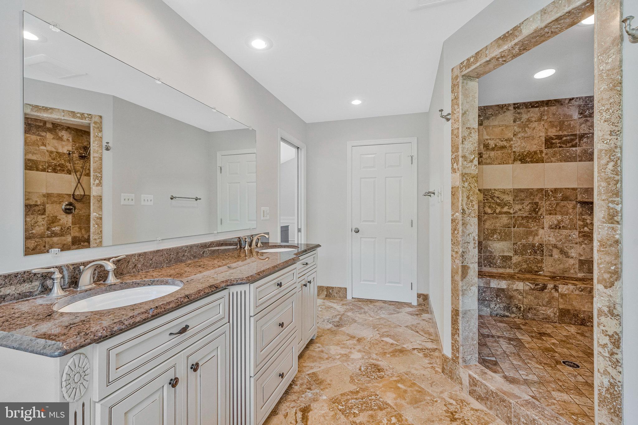 RICHLAND ACRES - Residential