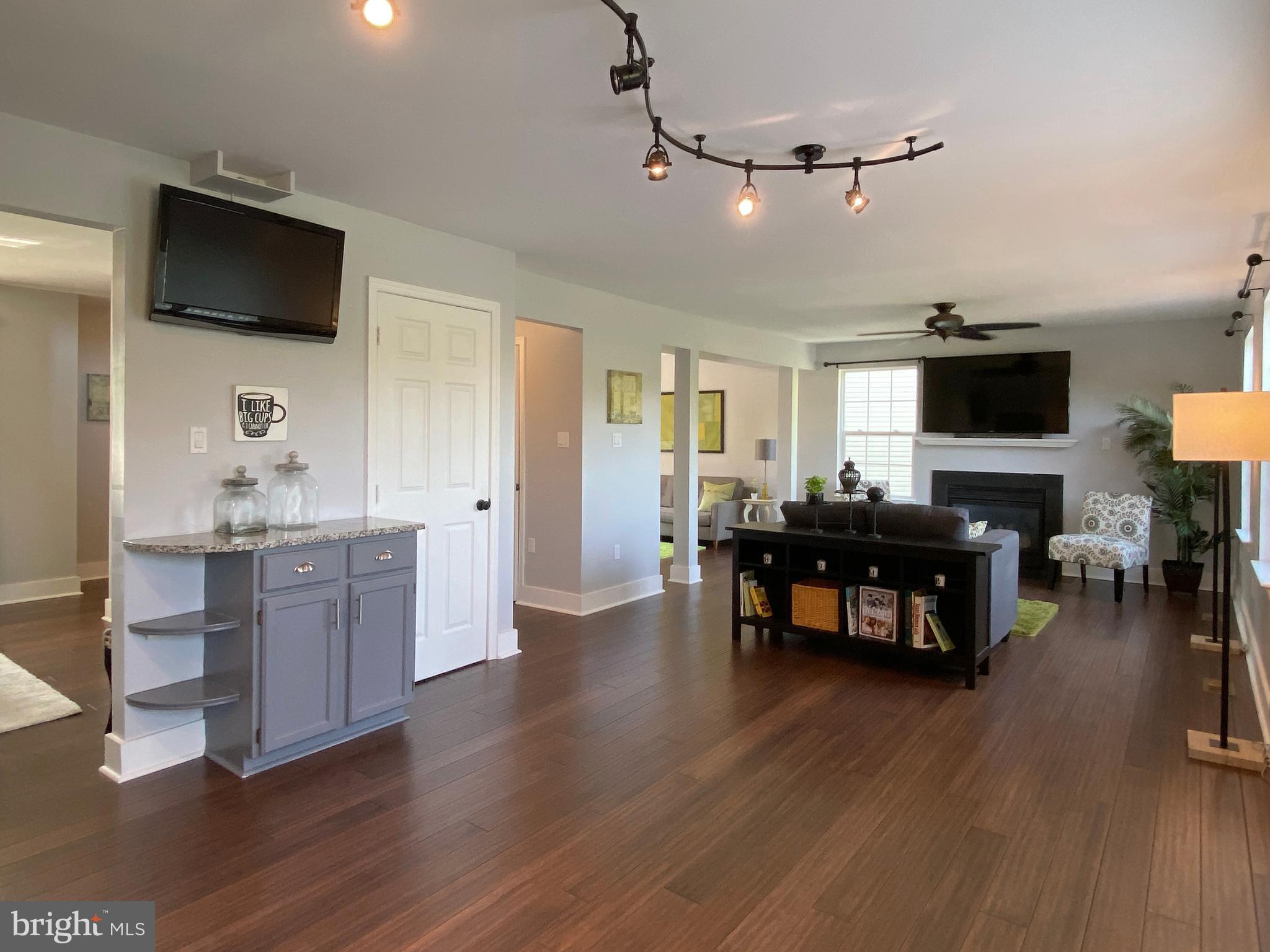 TRUMPS MILL ESTATES - Residential