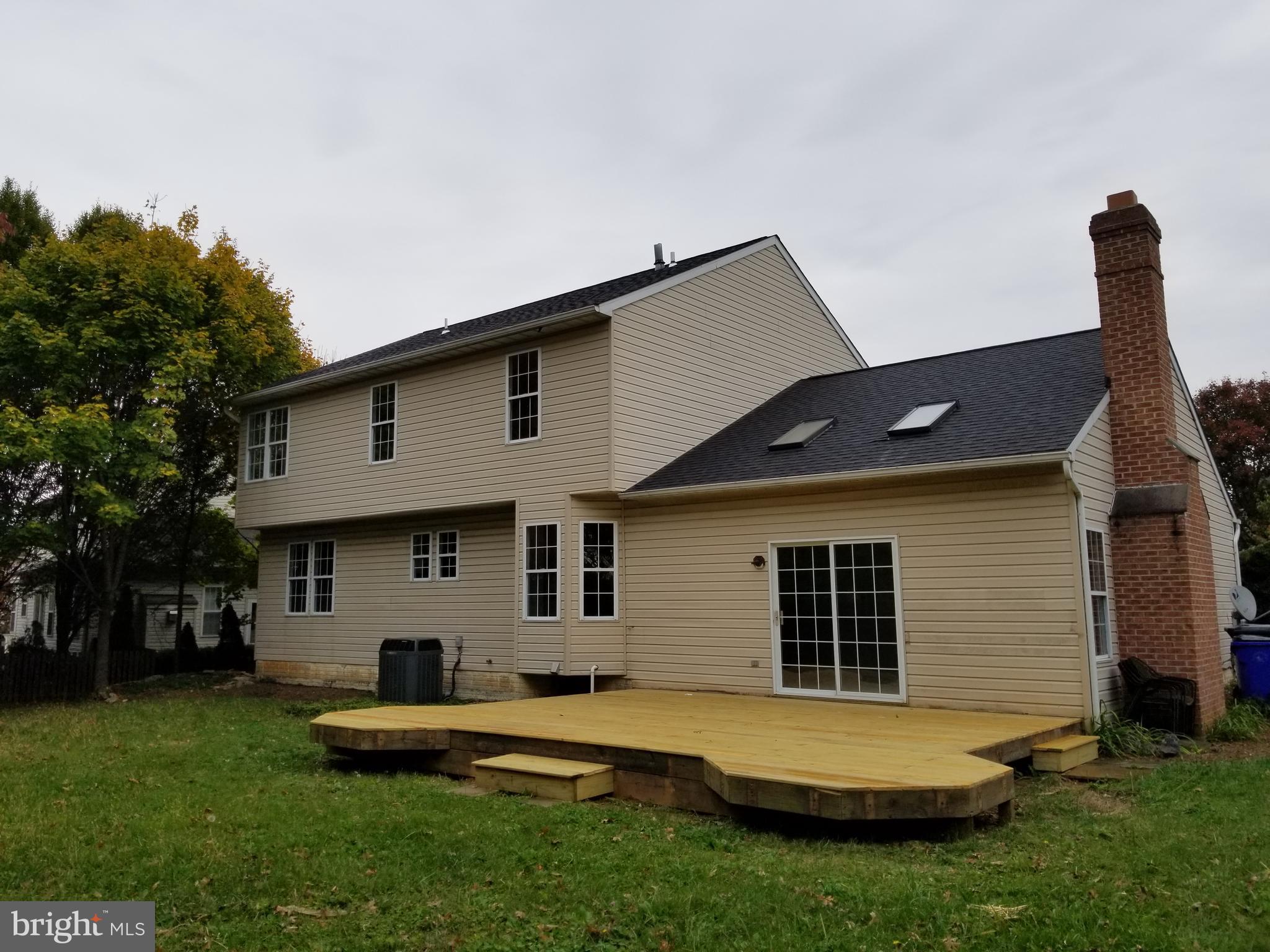 WILLOW BROOK - Residential