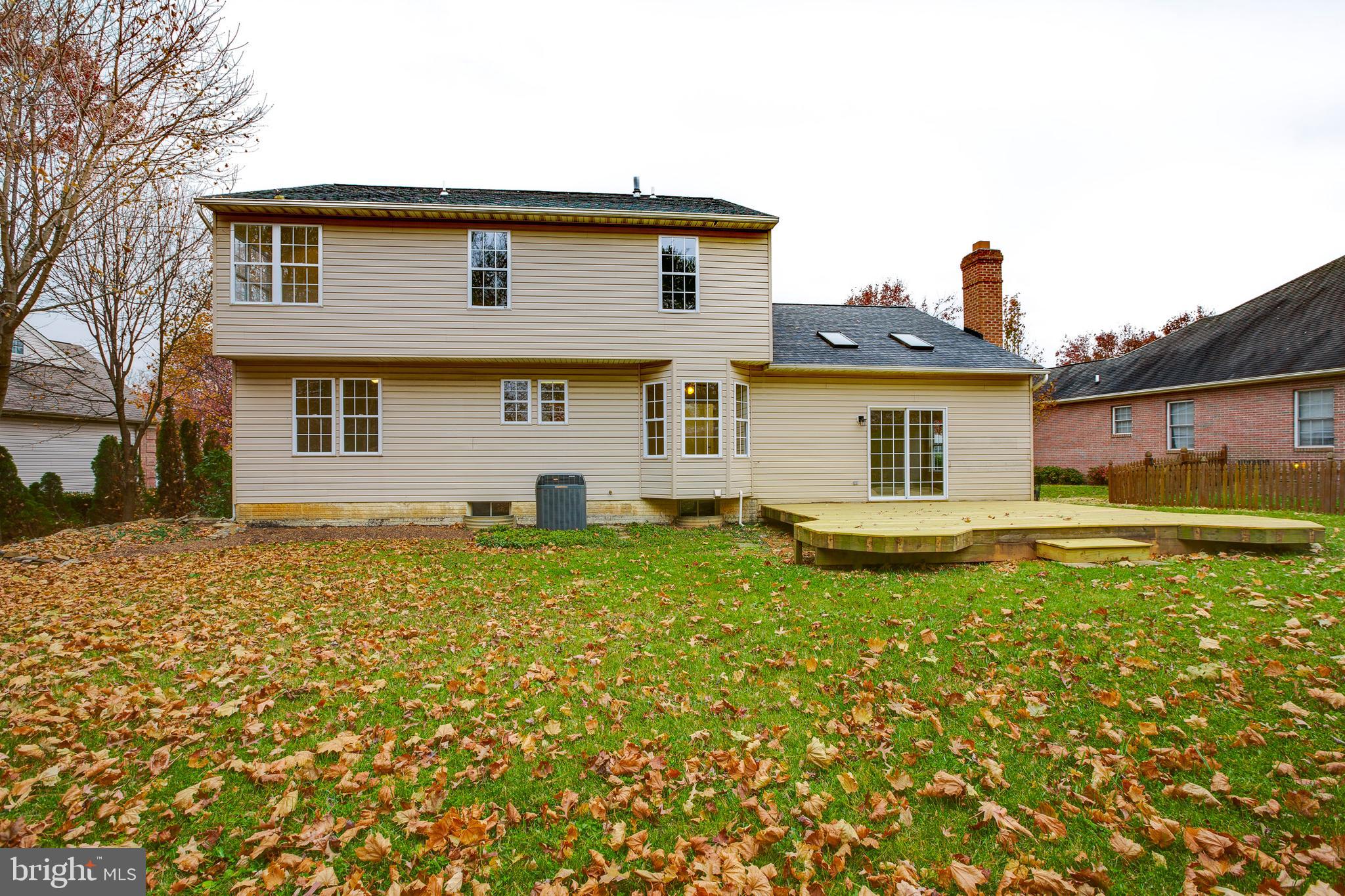 WILLOW BROOK - Residential