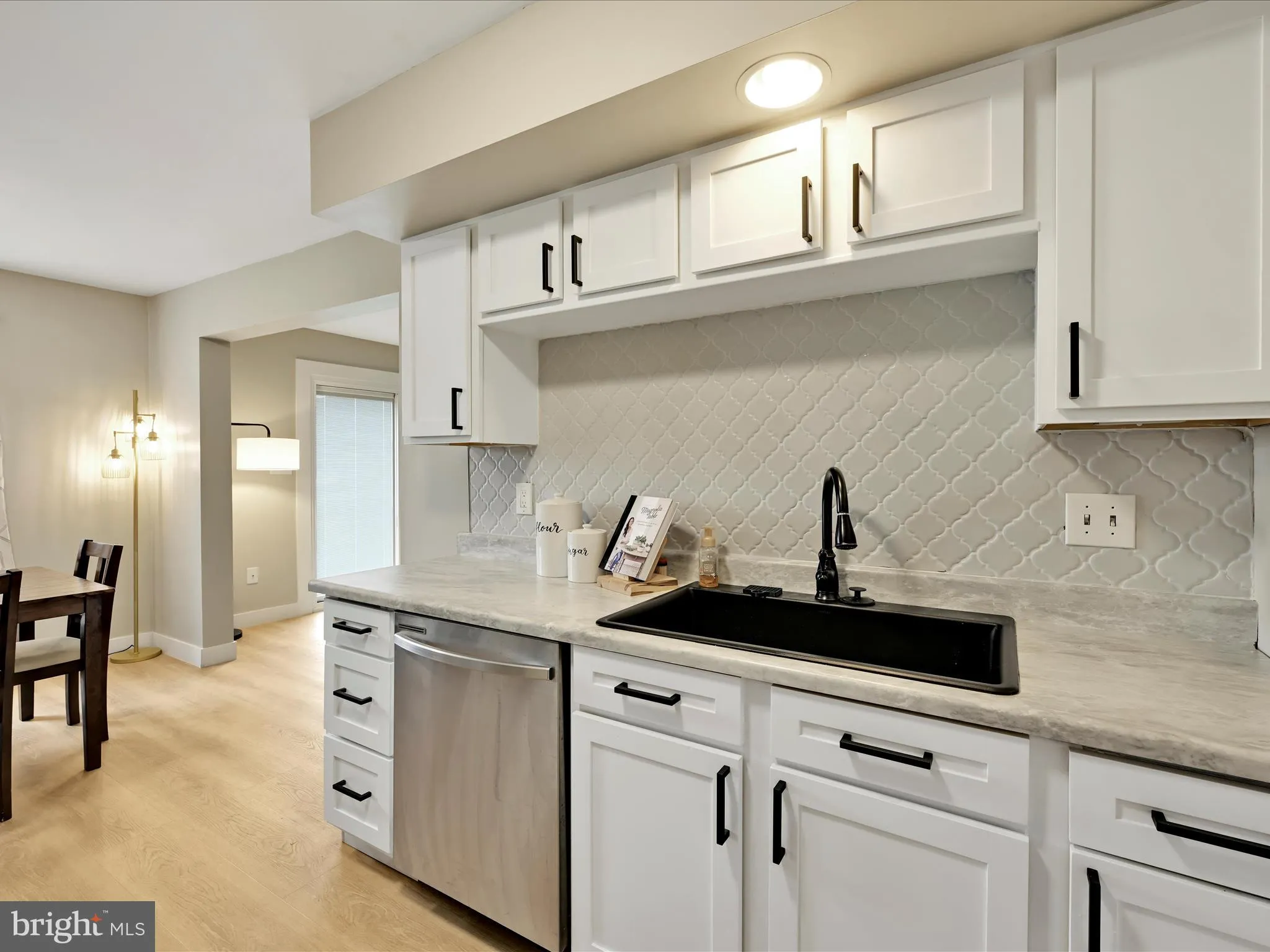 Cressona, Pennsylvania 17929, United States, 3 Bedrooms Bedrooms, ,2 BathroomsBathrooms,Residential,Pending,140449