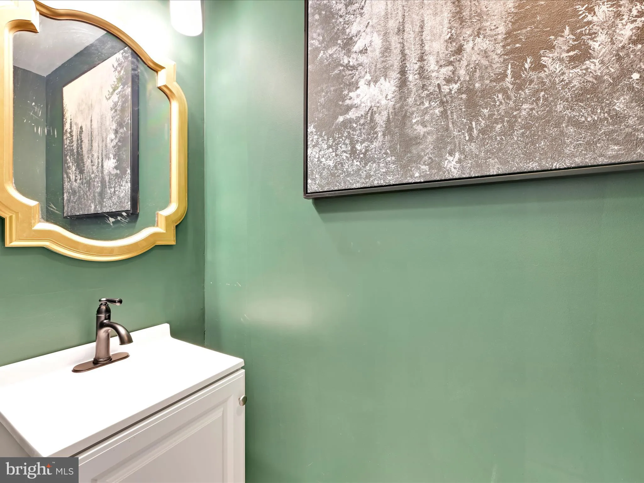 Cressona, Pennsylvania 17929, United States, 3 Bedrooms Bedrooms, ,2 BathroomsBathrooms,Residential,Pending,140449