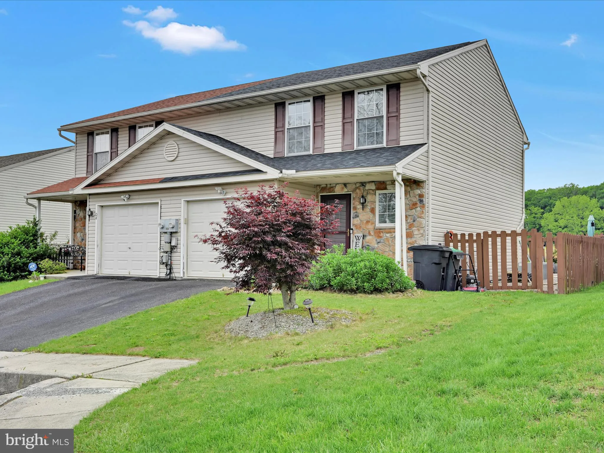 Cressona, Pennsylvania 17929, United States, 3 Bedrooms Bedrooms, ,2 BathroomsBathrooms,Residential,Pending,140449