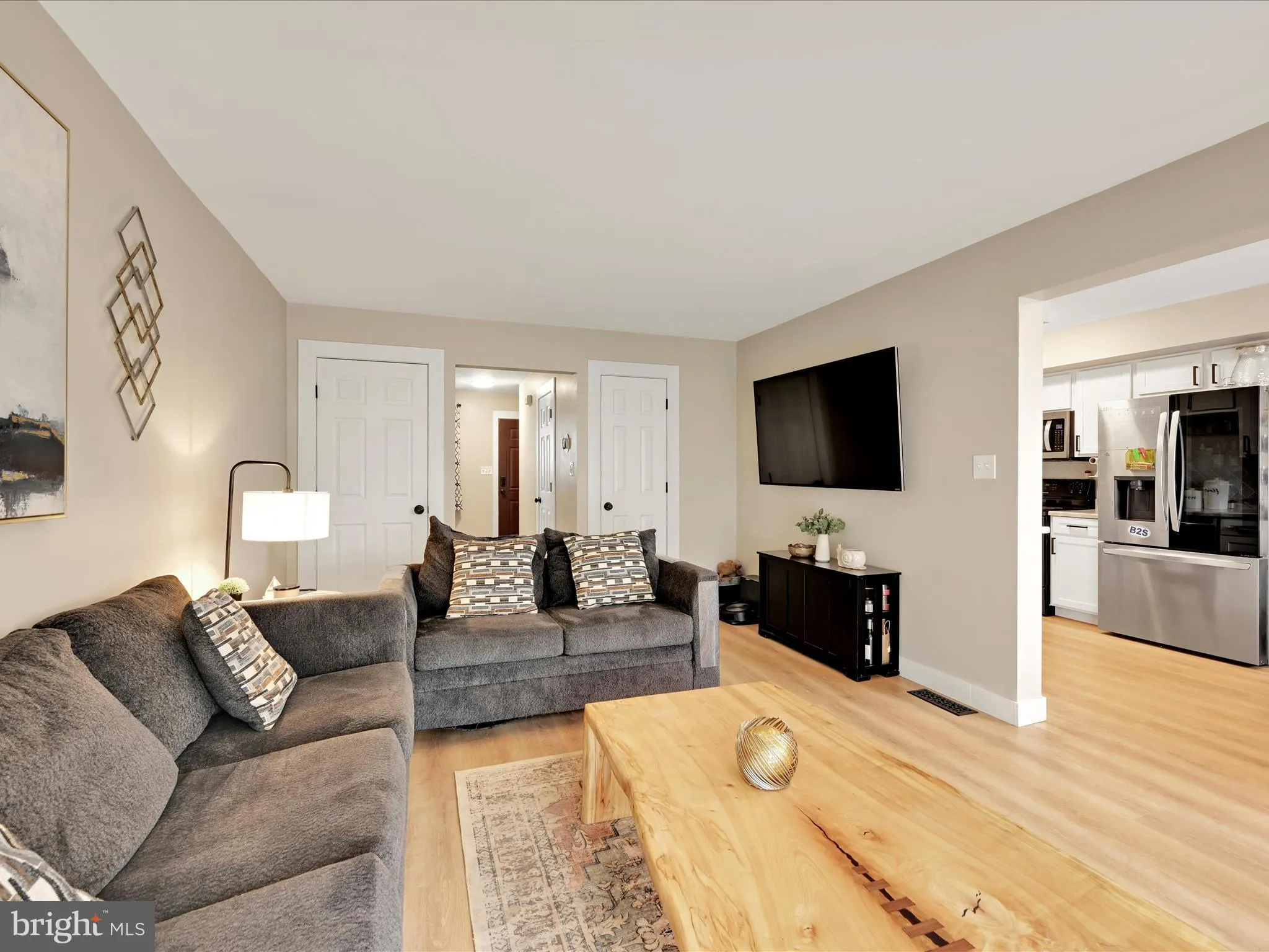 Cressona, Pennsylvania 17929, United States, 3 Bedrooms Bedrooms, ,2 BathroomsBathrooms,Residential,Pending,140449