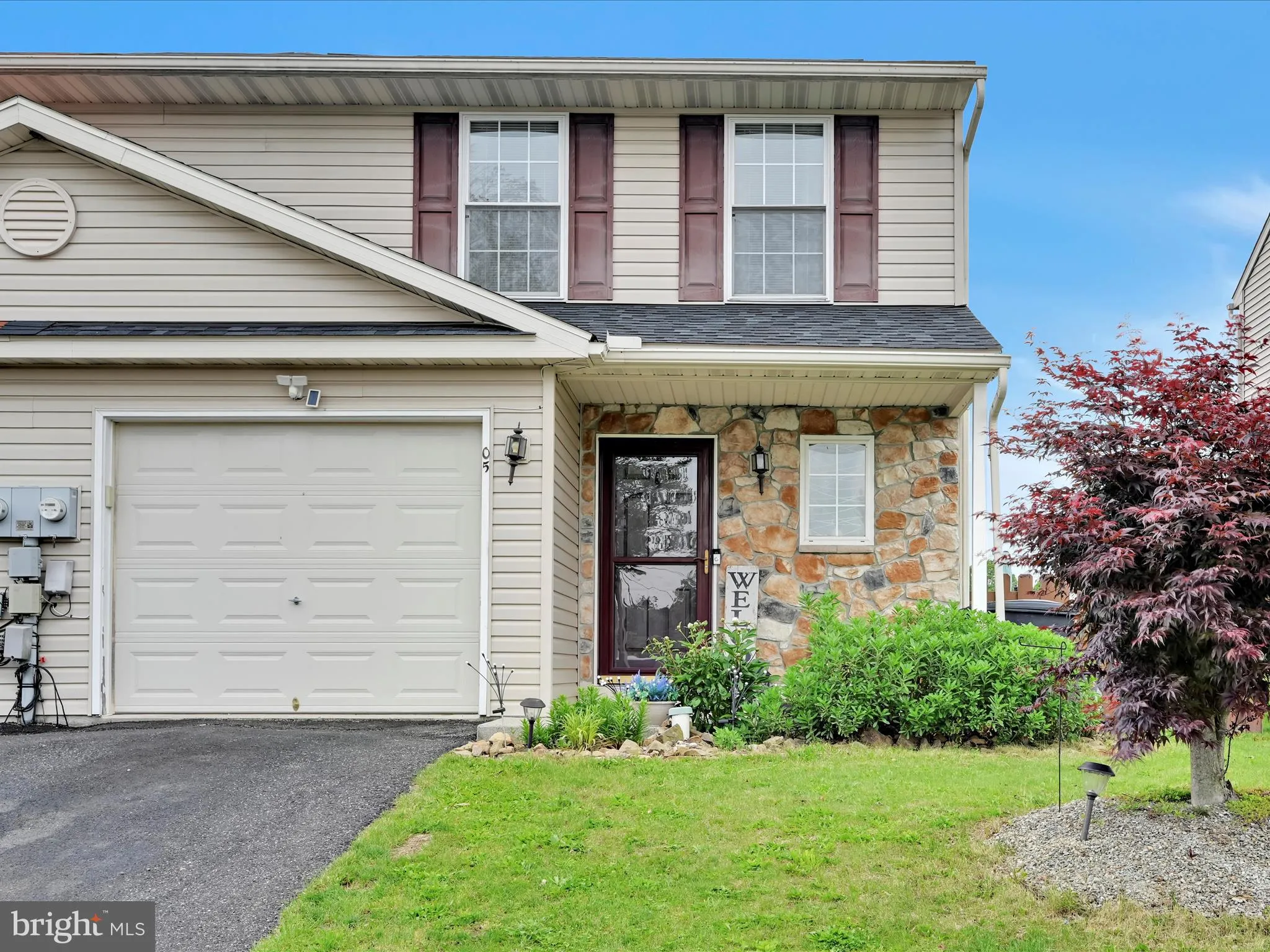 Cressona, Pennsylvania 17929, United States, 3 Bedrooms Bedrooms, ,2 BathroomsBathrooms,Residential,Pending,140449