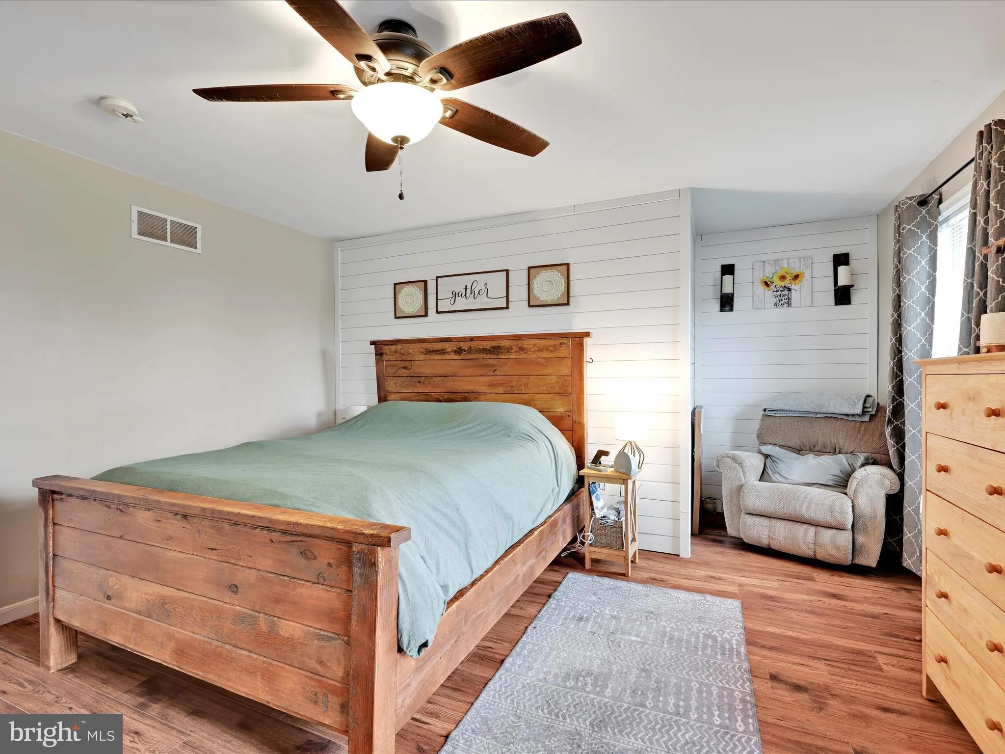 Cressona, Pennsylvania 17929, United States, 3 Bedrooms Bedrooms, ,2 BathroomsBathrooms,Residential,Pending,140449