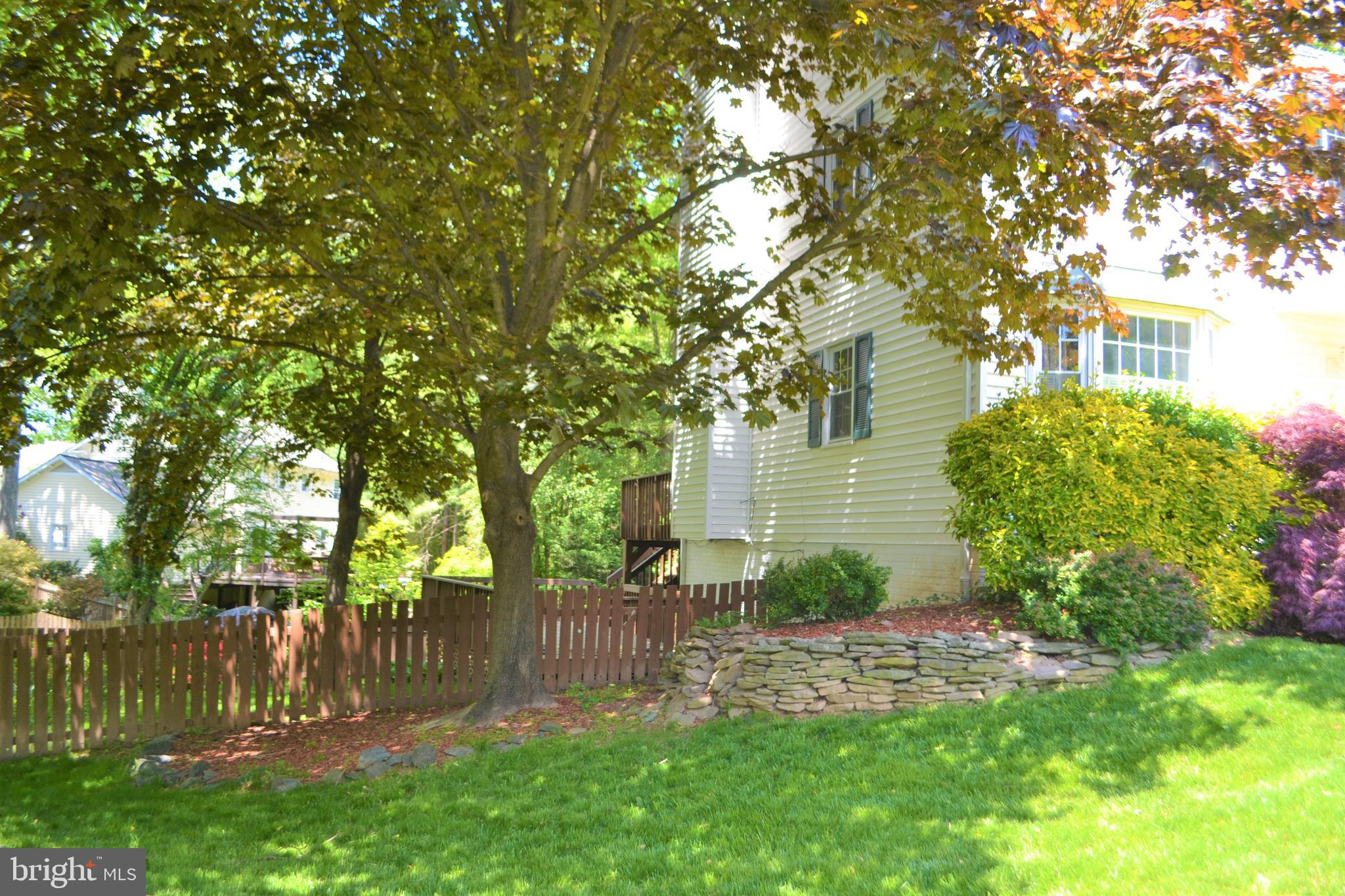 BURKE CENTRE - Residential