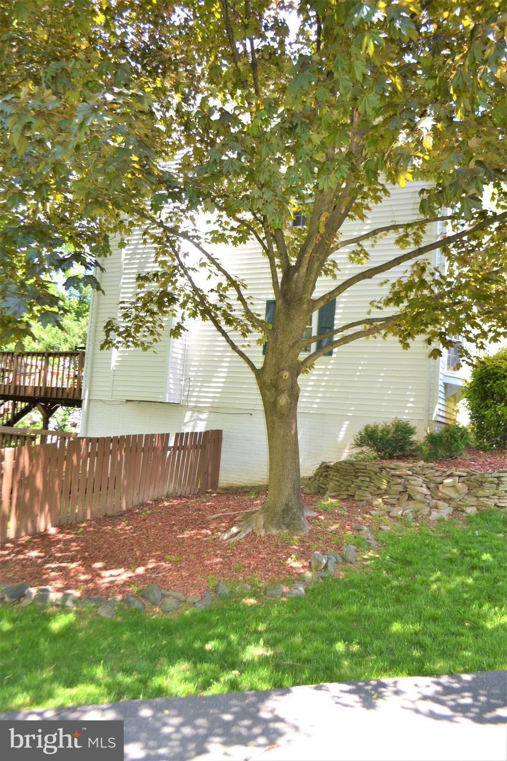 BURKE CENTRE - Residential