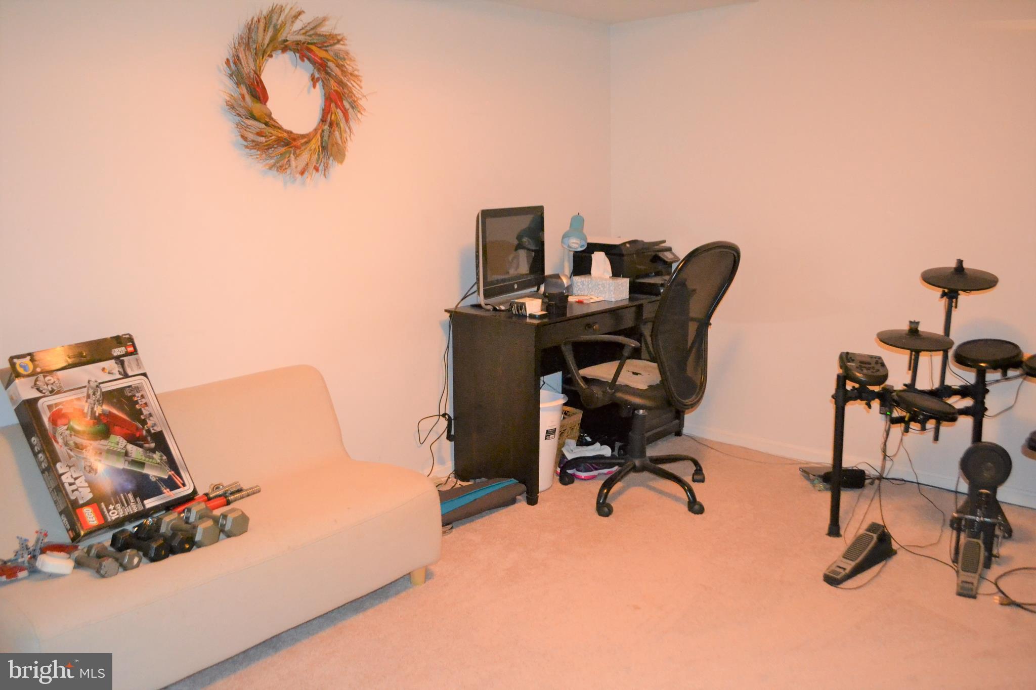 BURKE CENTRE - Residential