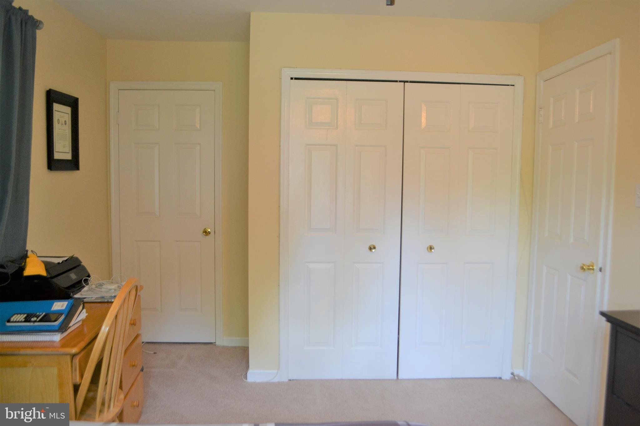 BURKE CENTRE - Residential