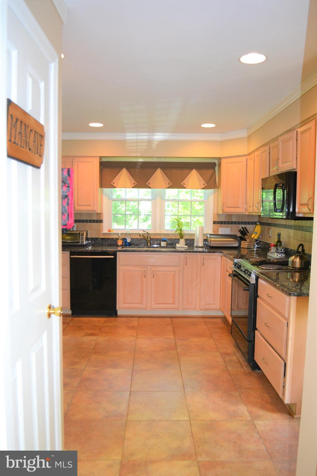 BURKE CENTRE - Residential