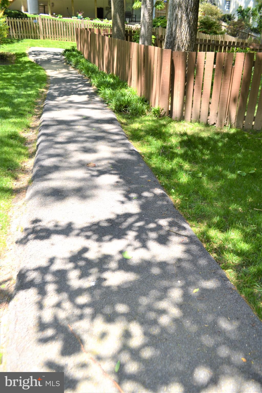 BURKE CENTRE - Residential