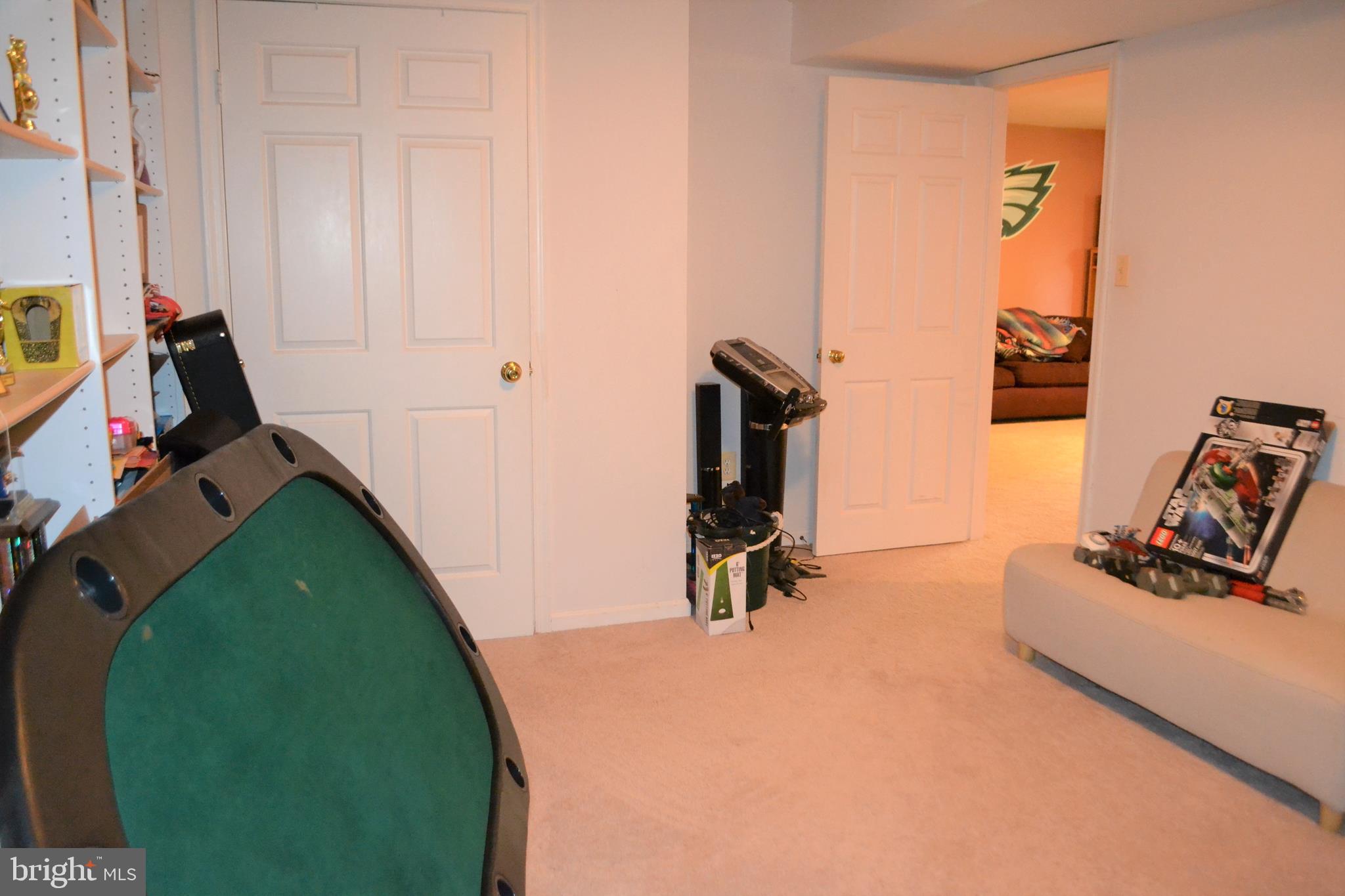 BURKE CENTRE - Residential