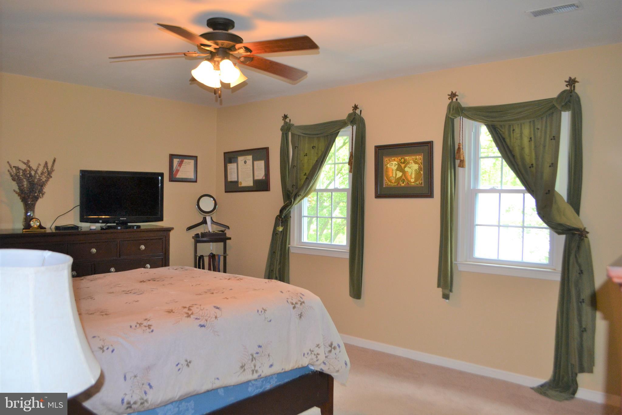 BURKE CENTRE - Residential