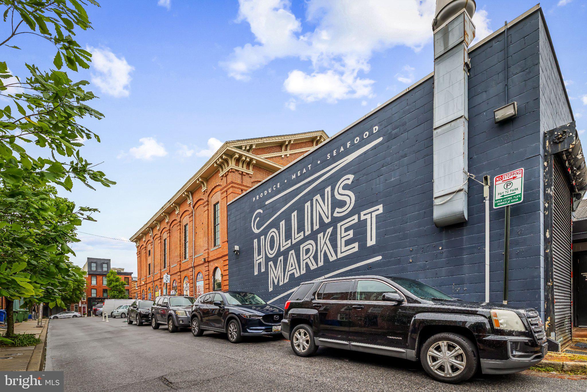 HOLLINS MARKET - Residential